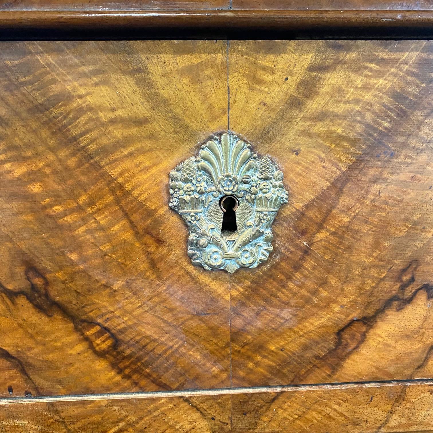 Fine French Louis Philippe 19th Century Marble Top Commode In Good Condition For Sale In Hopewell, NJ