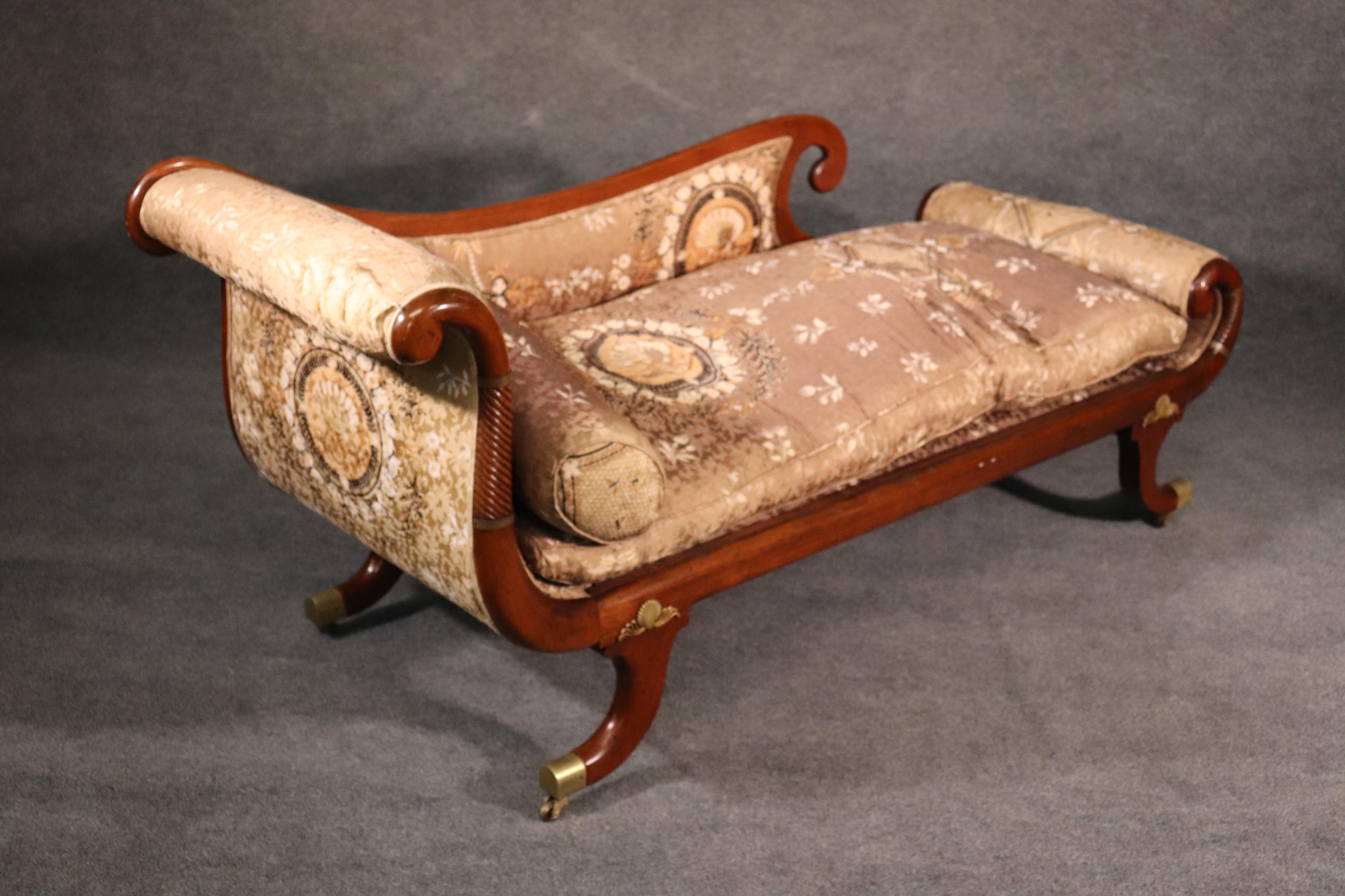 Fine French Louis XV Bronze Mounted Ormolu Recamier Daybed Chaise, circa 1890 3