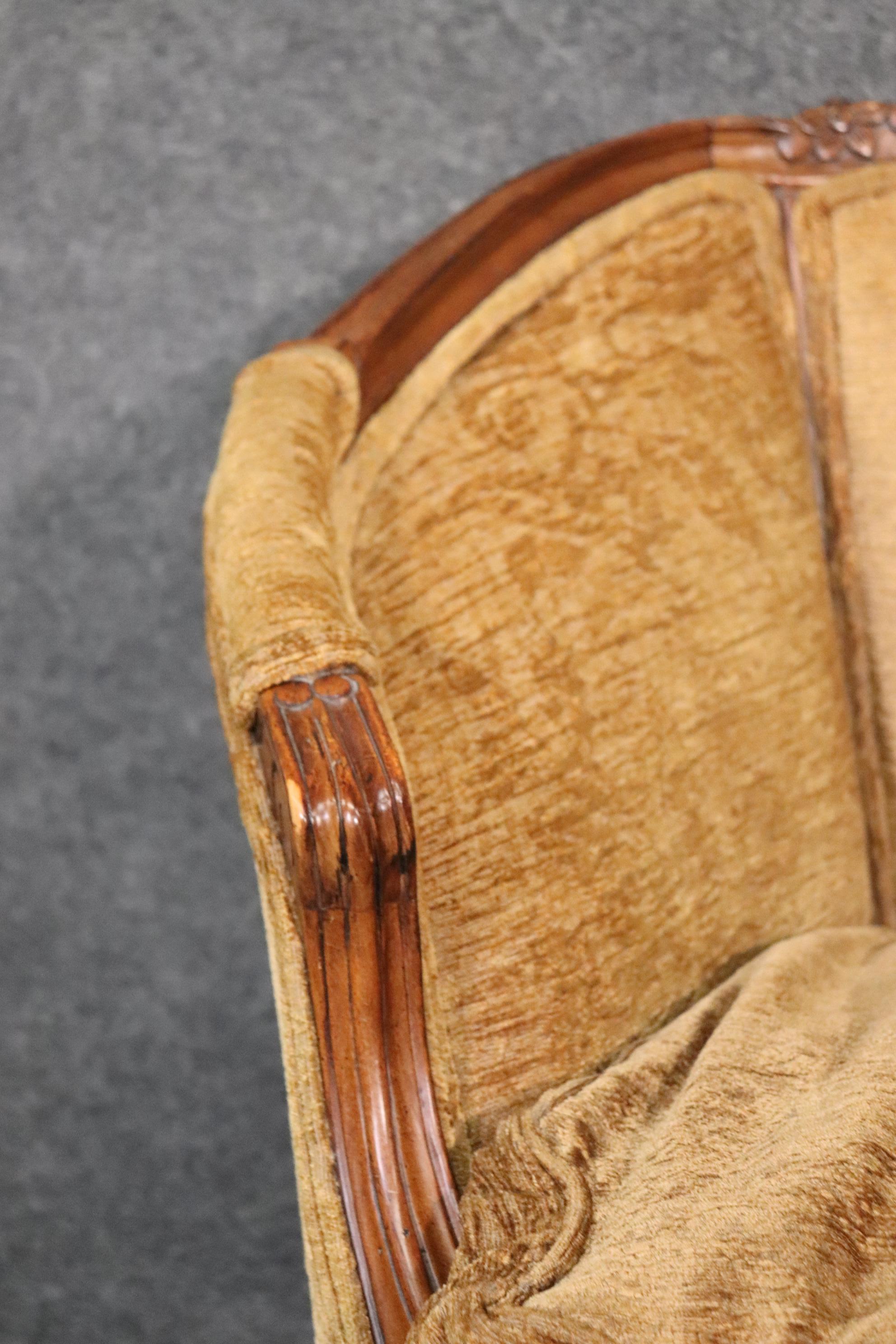 Fine French Louis XV Carved Walnut Settee Canape Sofa circa 1920 5