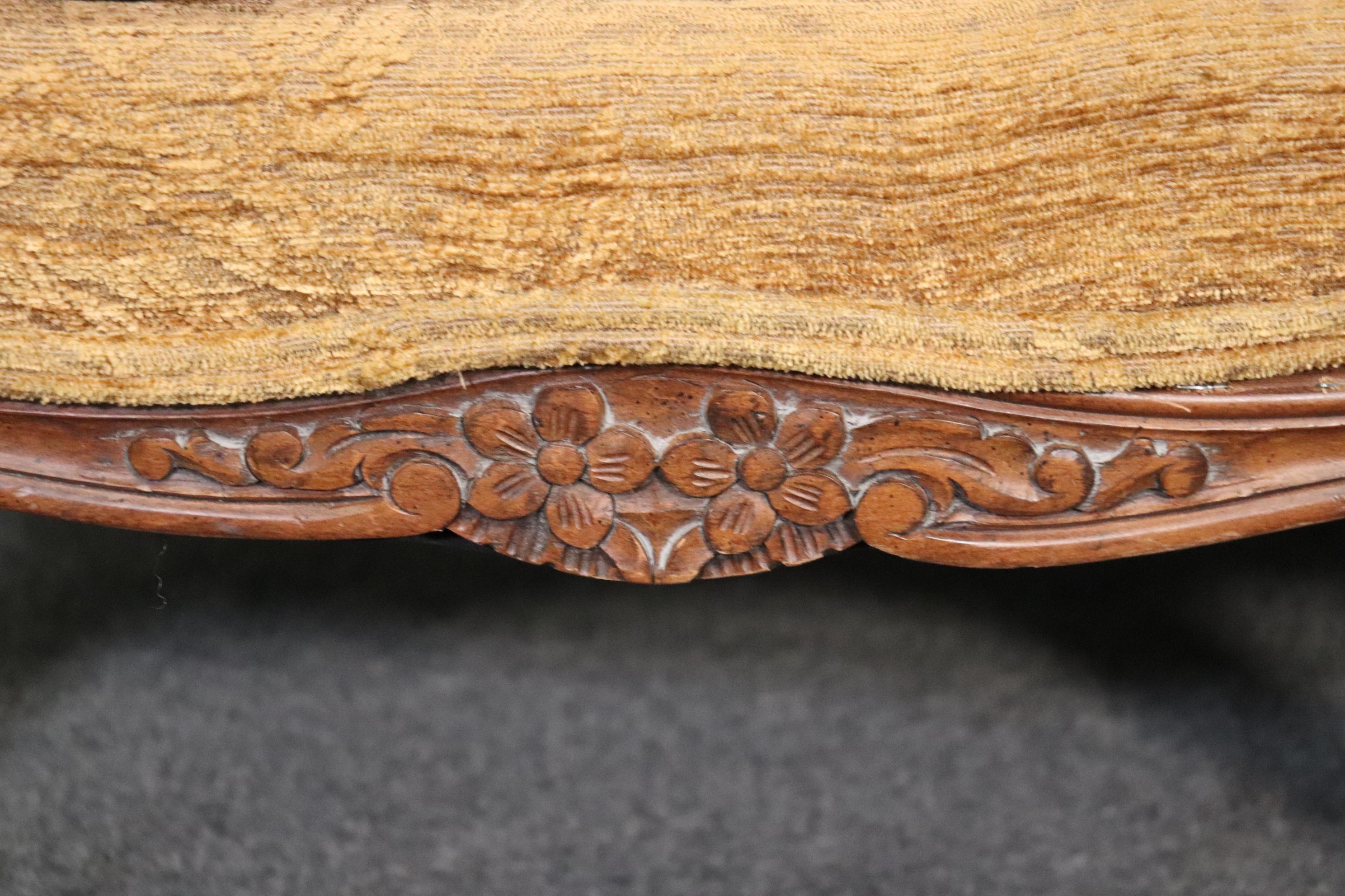 Fine French Louis XV Carved Walnut Settee Canape Sofa circa 1920 6