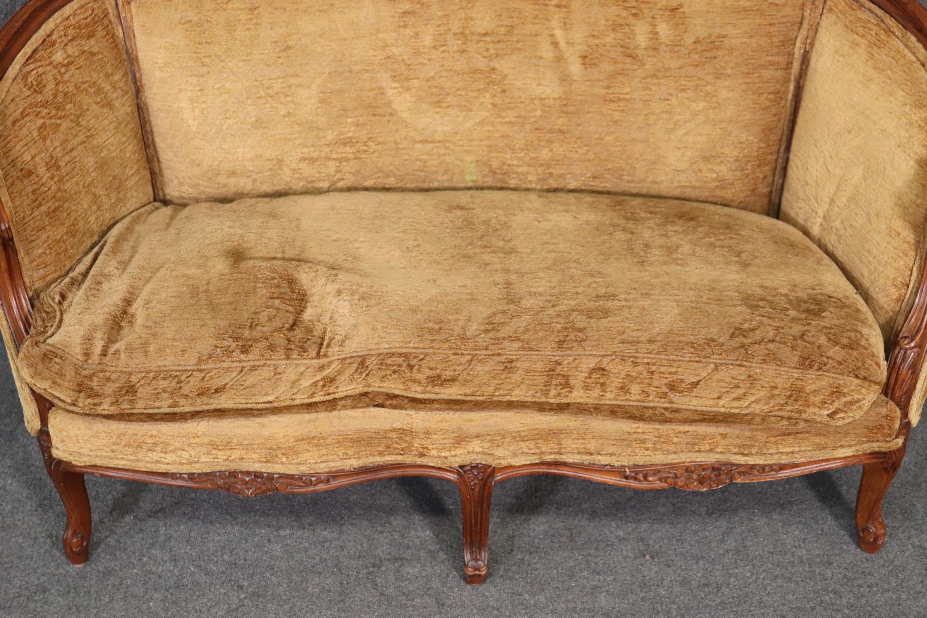 Fine French Louis XV Carved Walnut Settee Canape Sofa circa 1920 2