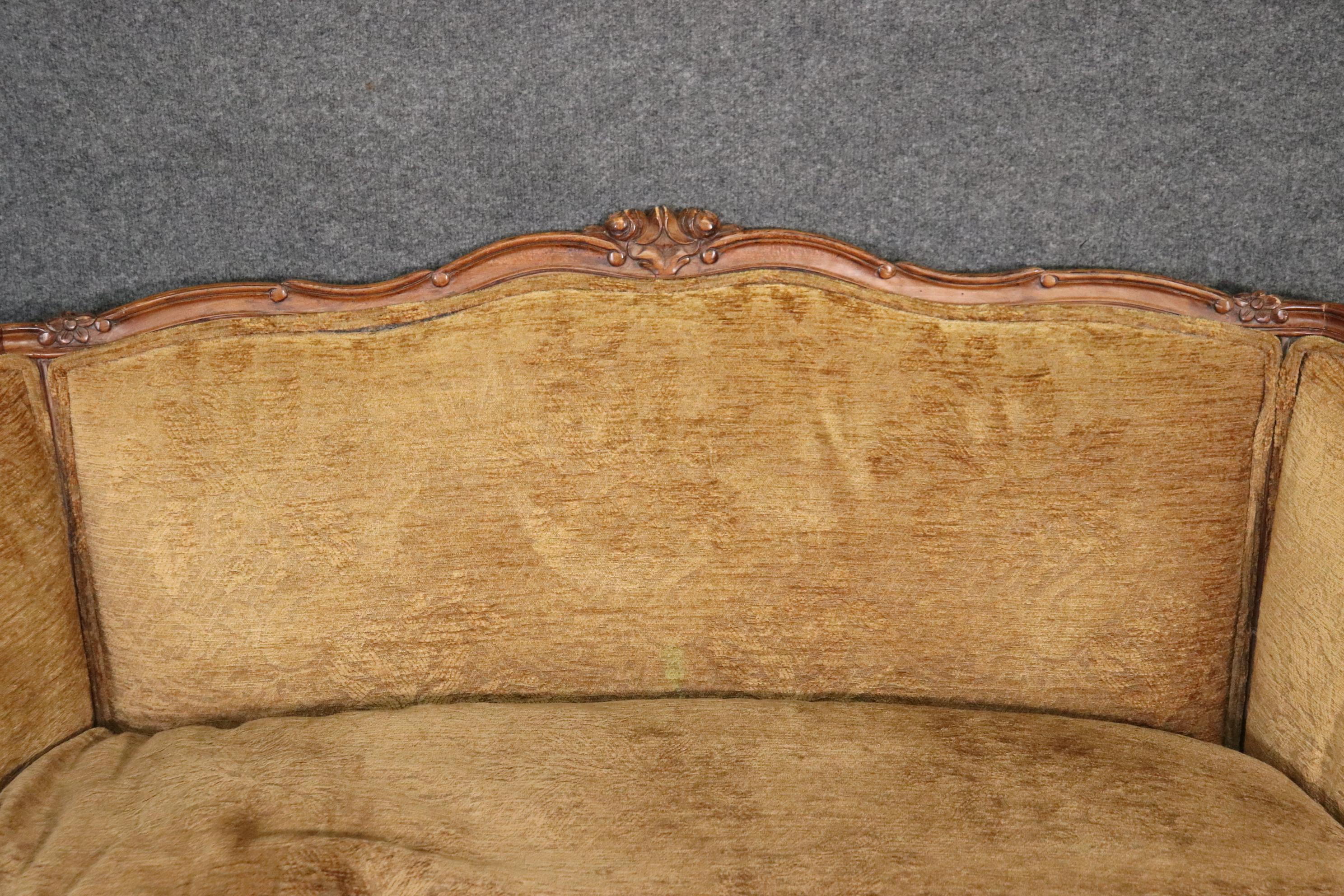 Fine French Louis XV Carved Walnut Settee Canape Sofa circa 1920 3