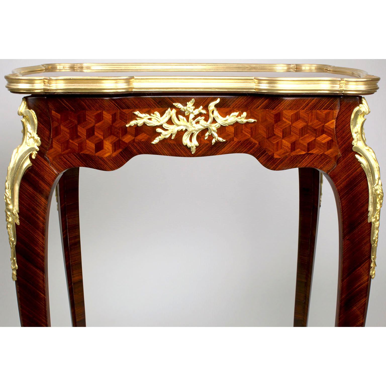 Französischer Beistelltisch im Louis-XV-Stil mit Goldbronze-Intarsien von Franois Linke im Angebot 8