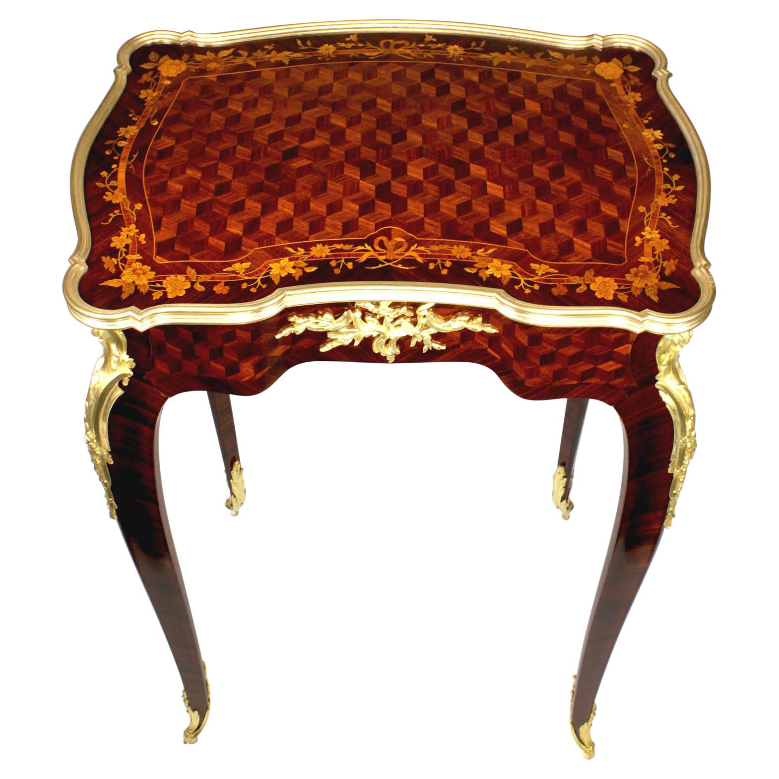 Französischer Beistelltisch im Louis-XV-Stil mit Goldbronze-Intarsien von Franois Linke
