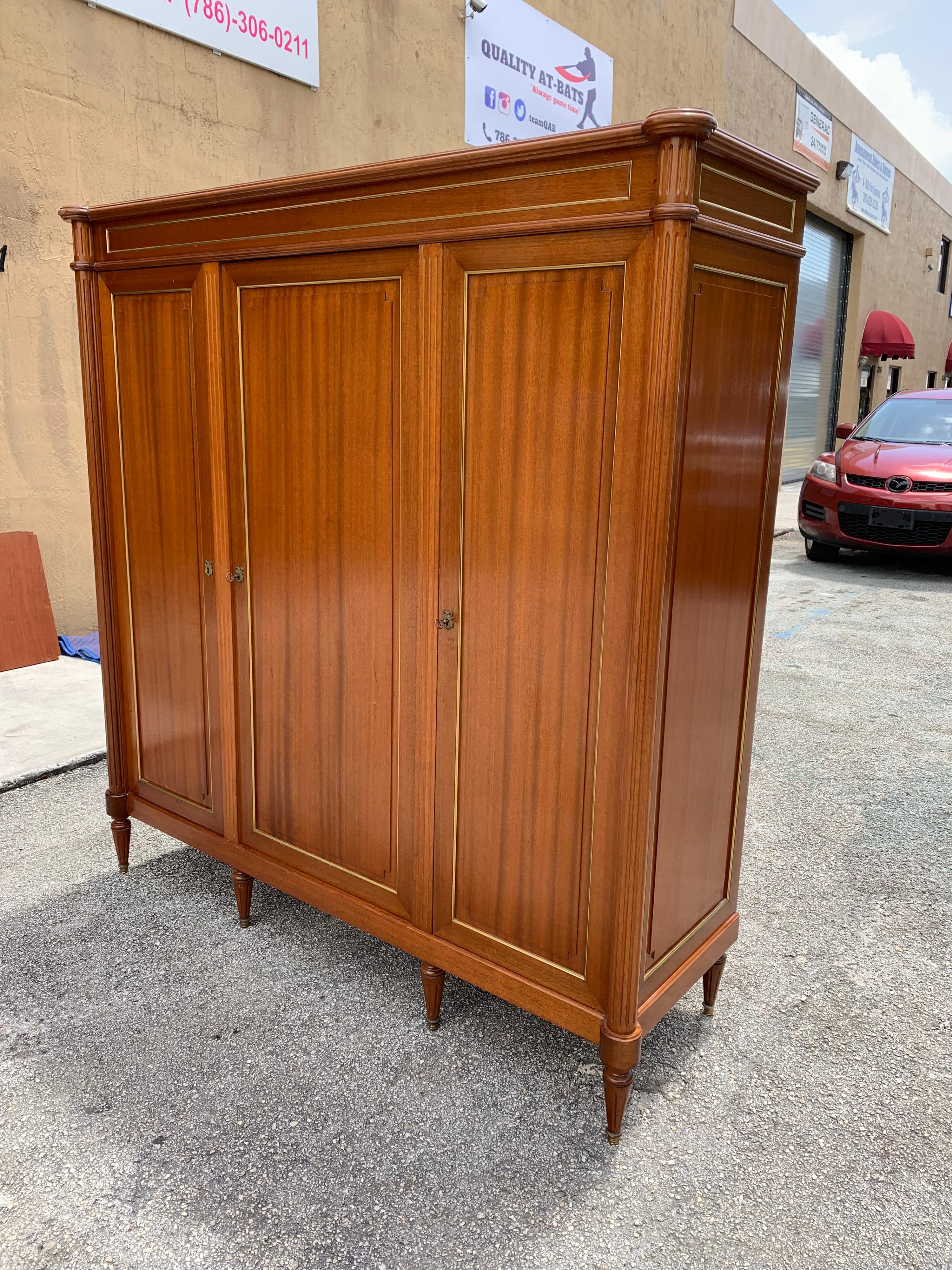 Fine French Louis XVI Antique Mahogany Armoire, 1910s For Sale 1
