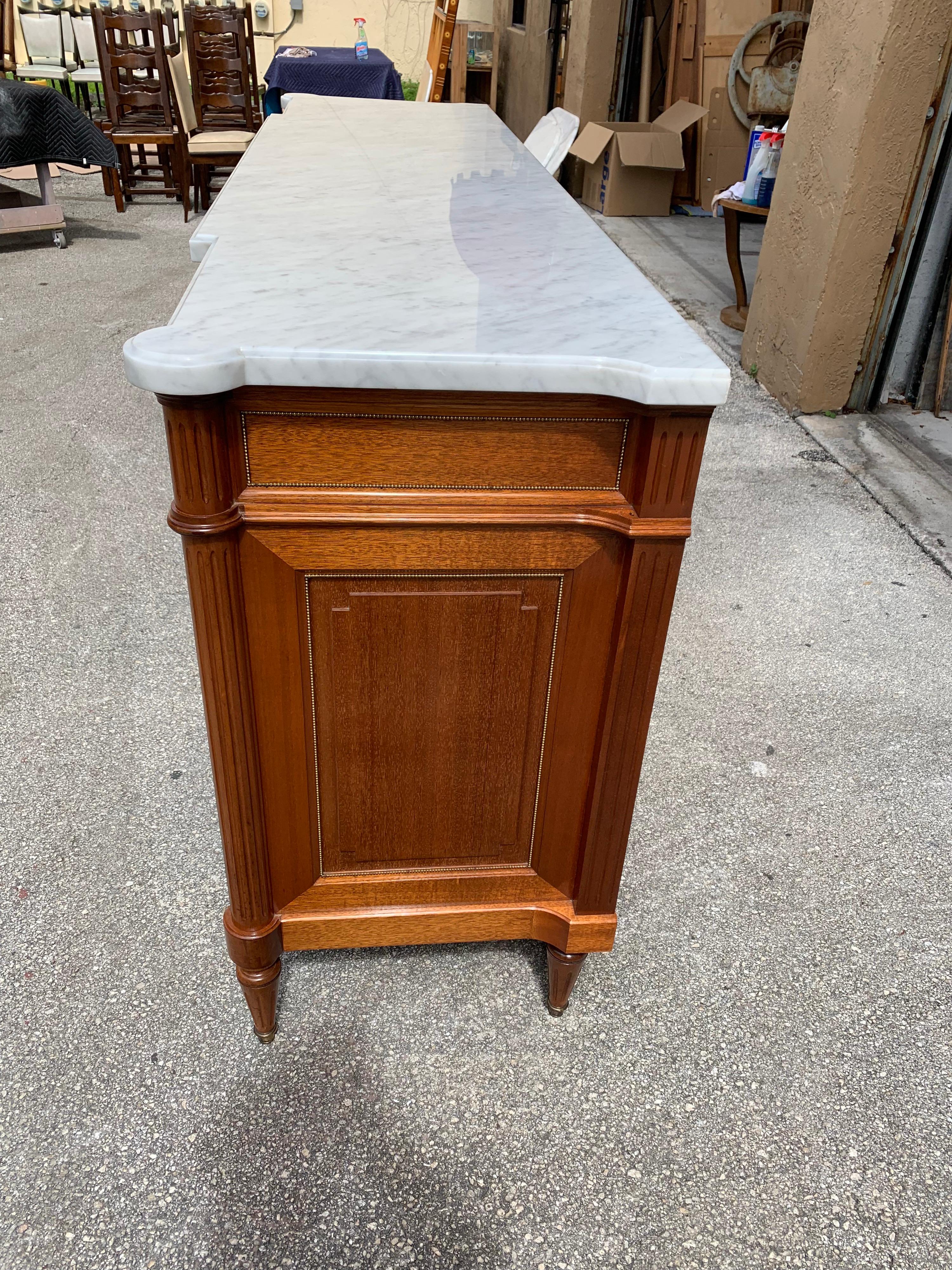 Fine French Louis XVI Antique Mahogany Sideboard / Buffet, 1910s In Good Condition In Hialeah, FL