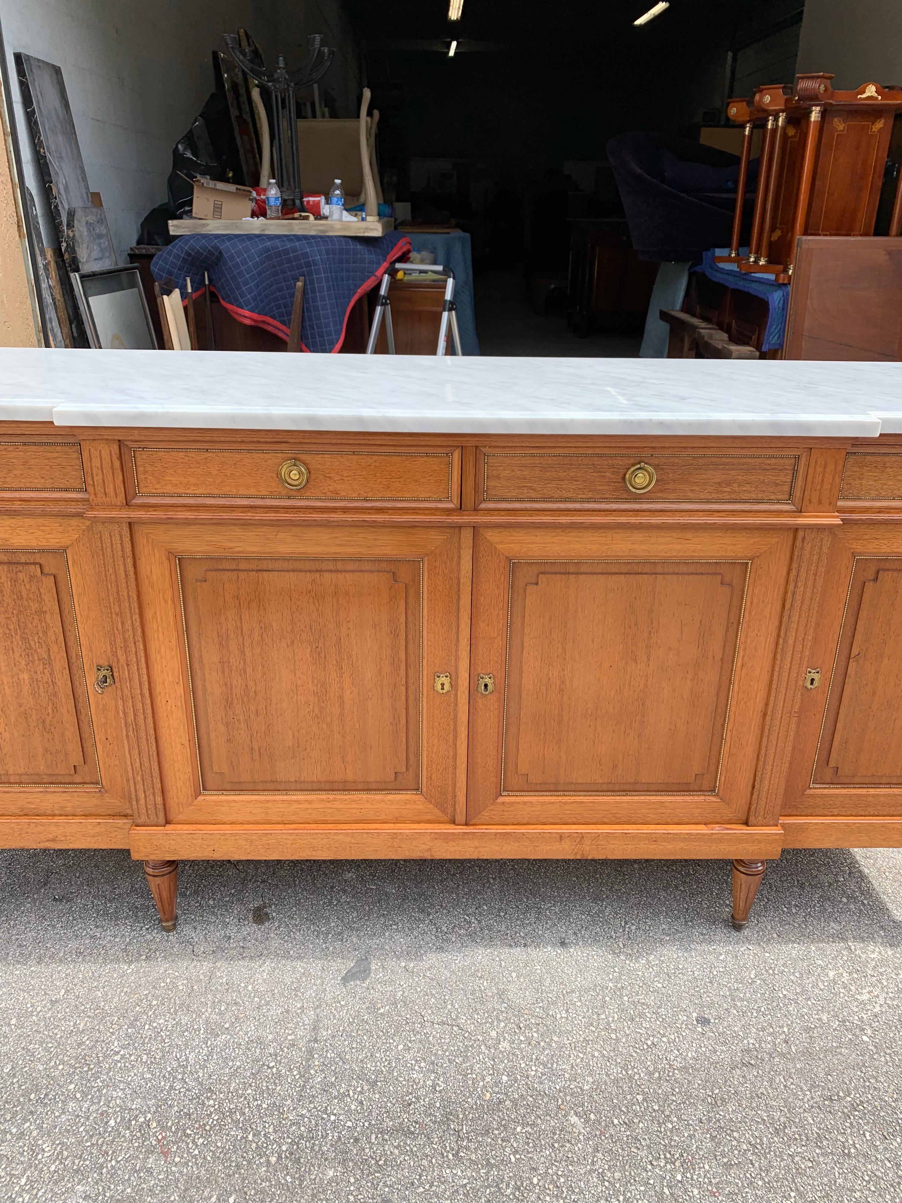 Early 20th Century Fine French Louis XVI Antique Mahogany Sideboard / Buffet, 1910s