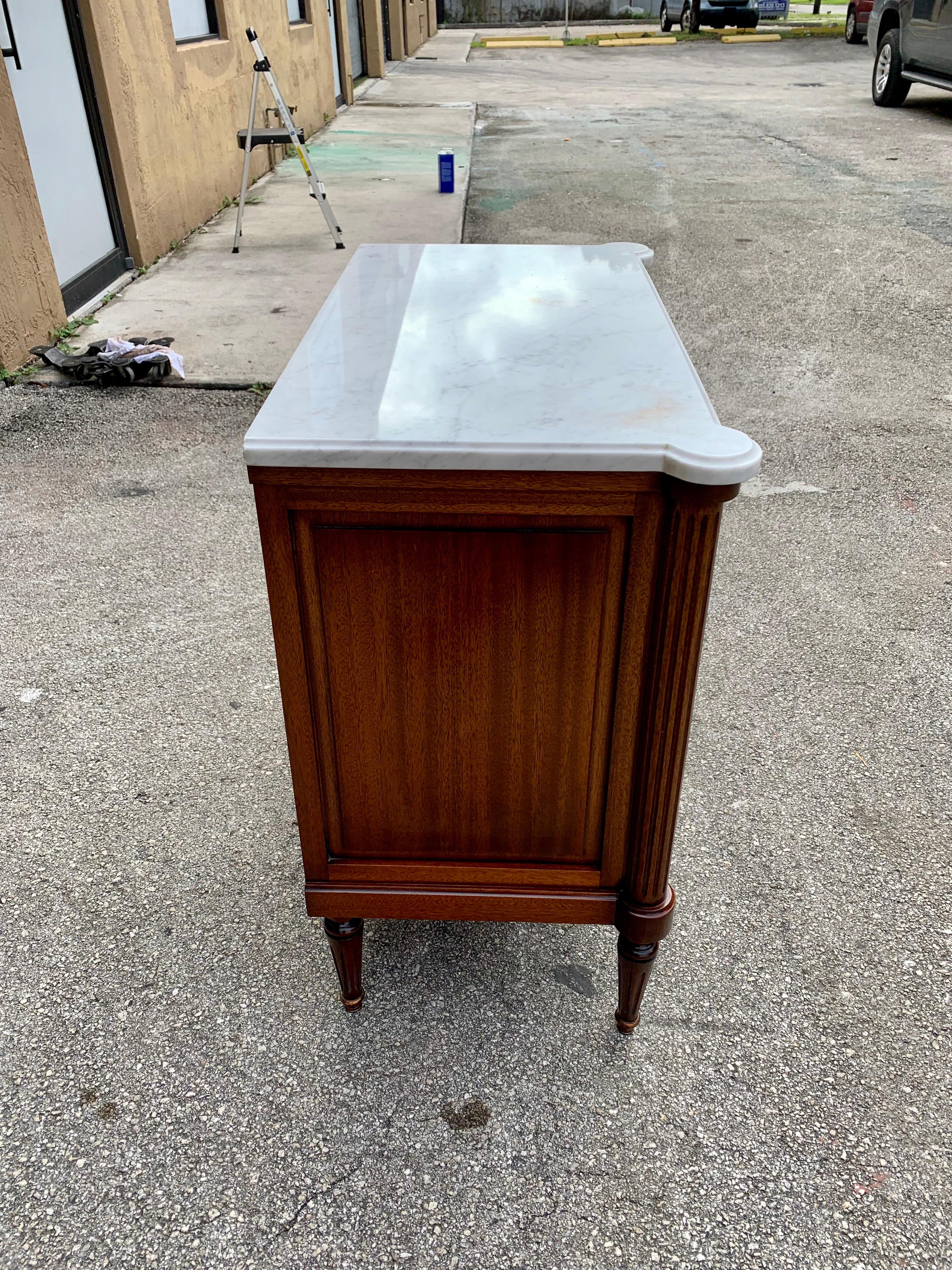 Fine French Louis XVI Antique Mahogany Sideboard or Credenza, 1910s 5