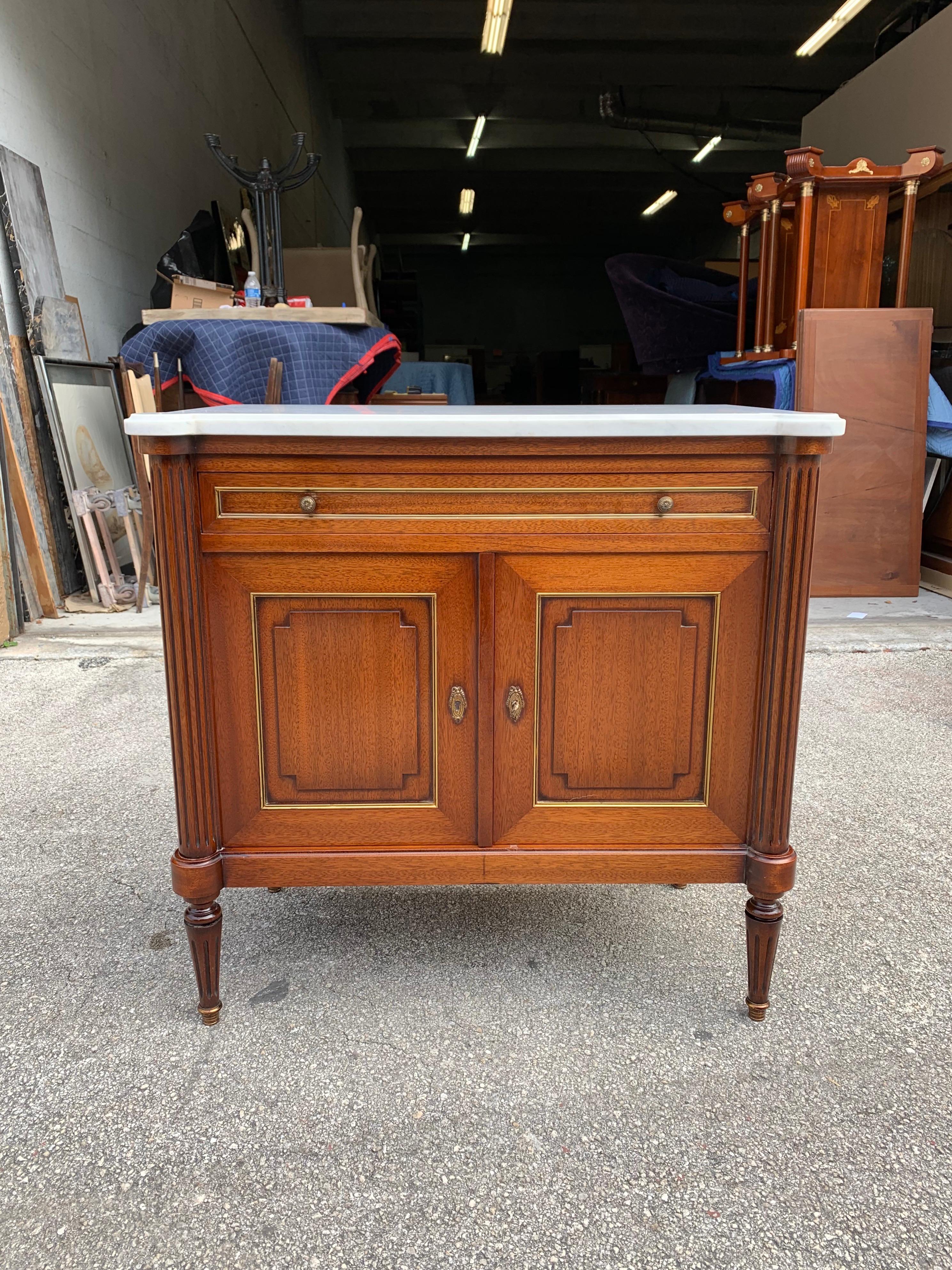 Fine French Louis XVI Antique Mahogany Sideboard or Credenza, 1910s 7