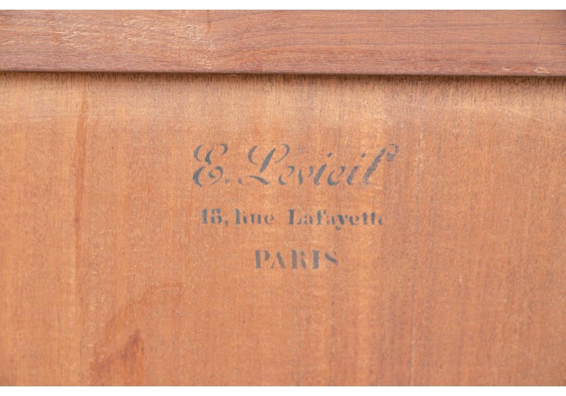 Fine French Marble Top Vitrine Cabinet in vendita 2