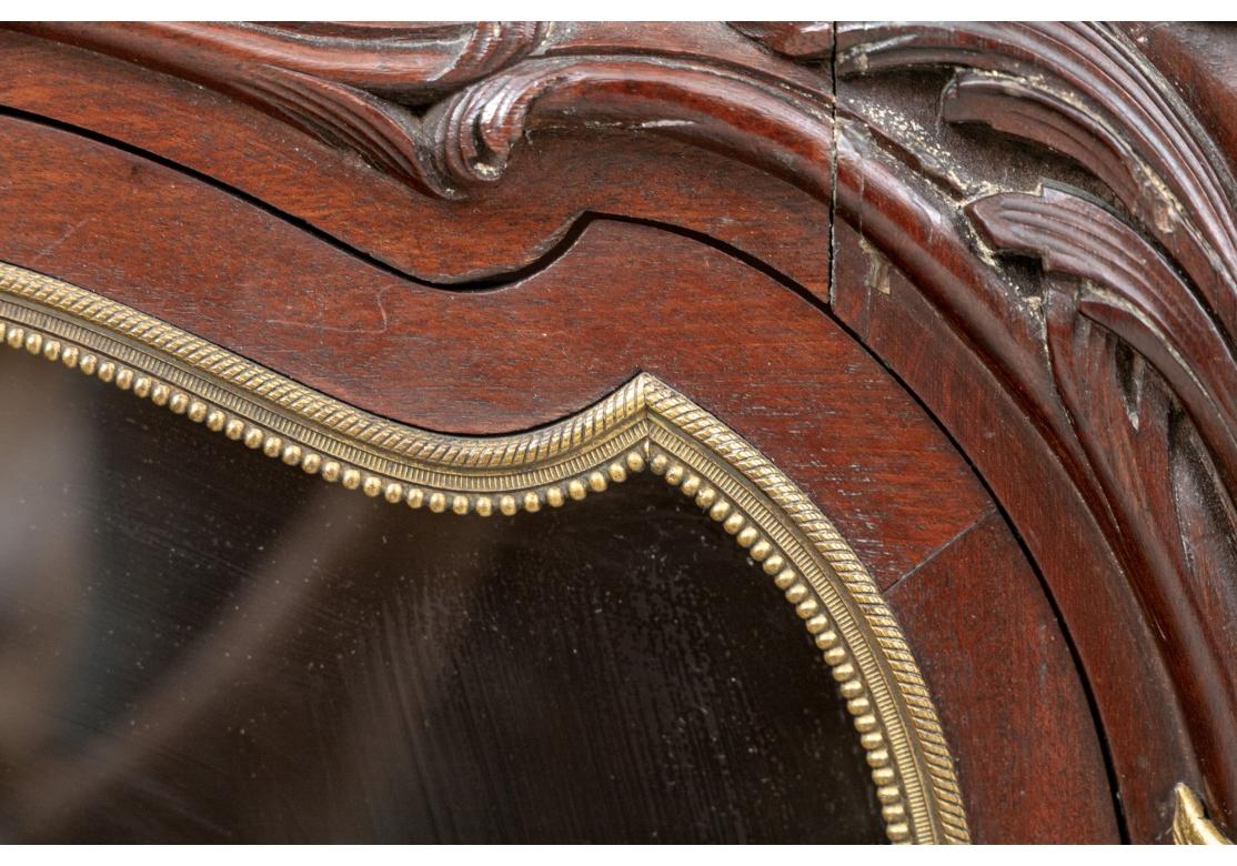 XX secolo Fine French Marble Top Vitrine Cabinet in vendita