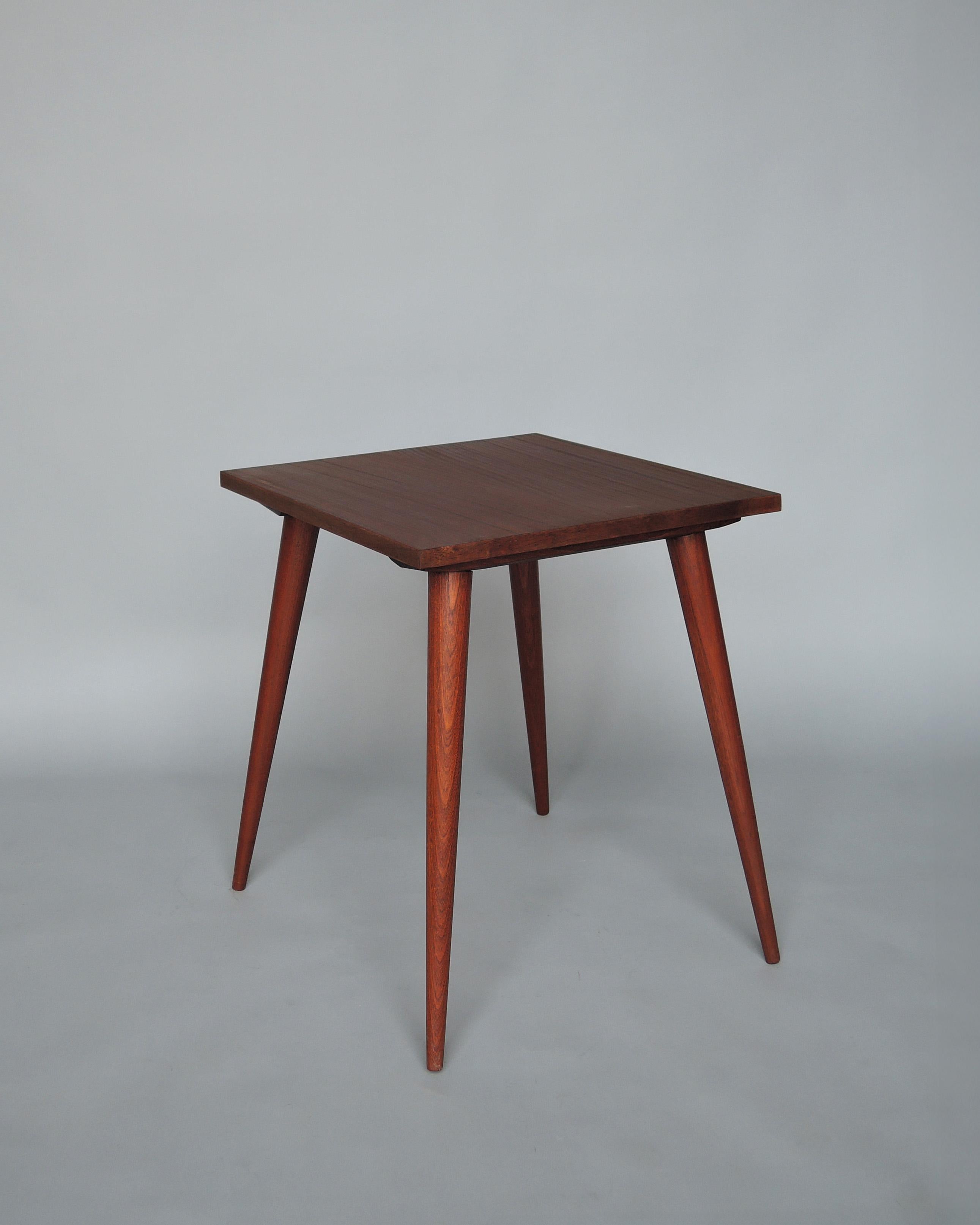 Mesa auxiliar rectangular francesa de mediados de siglo mediados del siglo XX en venta