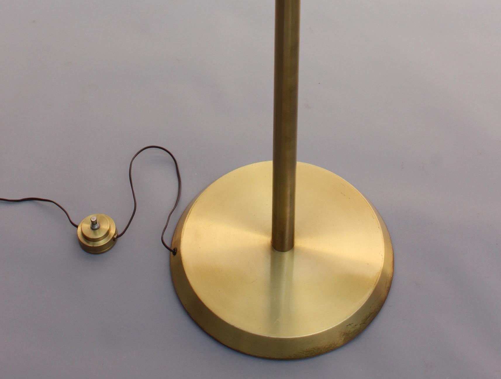 Fine French Mid-Century Bronze and Glass Floor Lamp by Jean Perzel For Sale 4