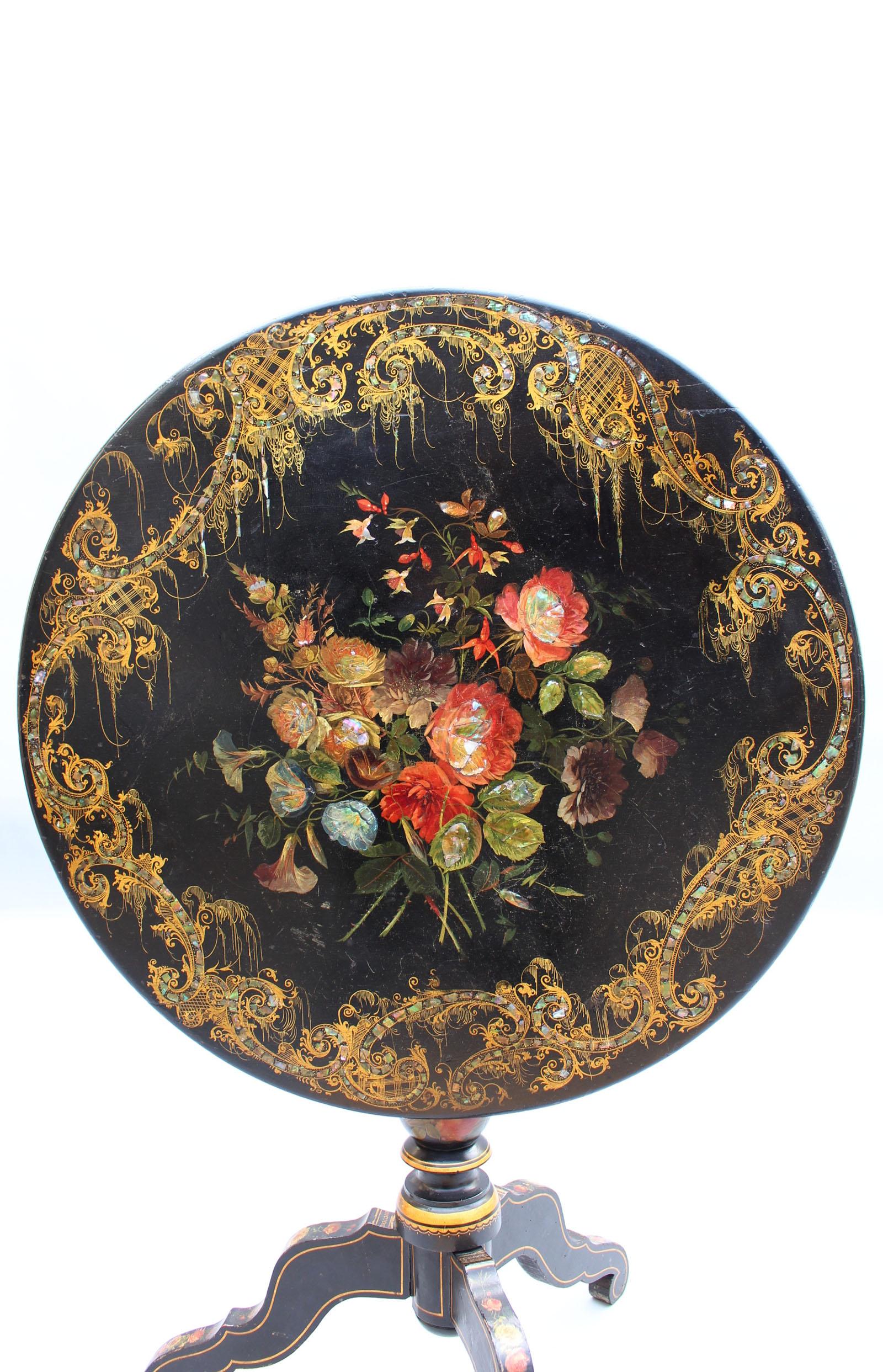 Fine French Napoleon III Lacquered Tilt-Top Table For Sale 4