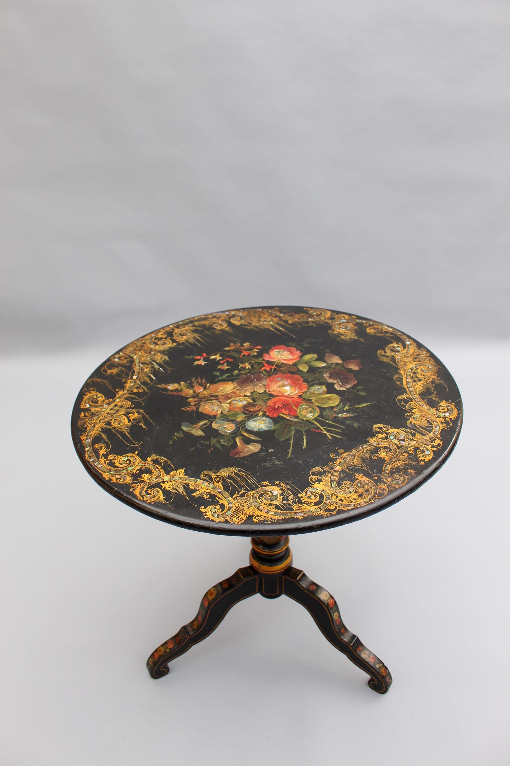 Fine French Napoleon III Lacquered Tilt-Top Table For Sale 1