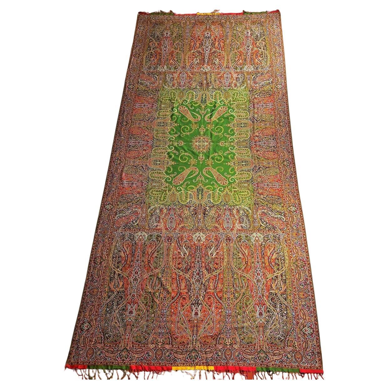 Raffinato scialle francese in cachemire Paisley con grande riserva verde Circa 1845 in vendita