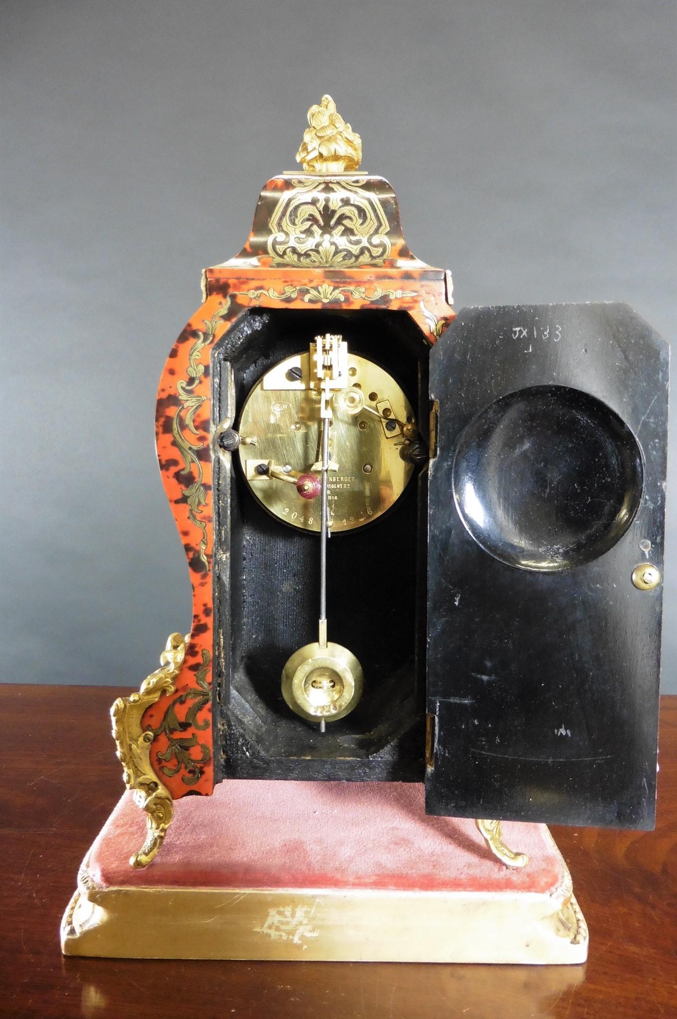 Französische Schildpatt-Boulle-Uhr aus Schildkrötenpanzer (Spätes 19. Jahrhundert) im Angebot