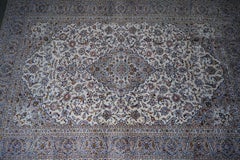 Fine French Vintage Cream Extra Large Rug Carpet Must See Pictures