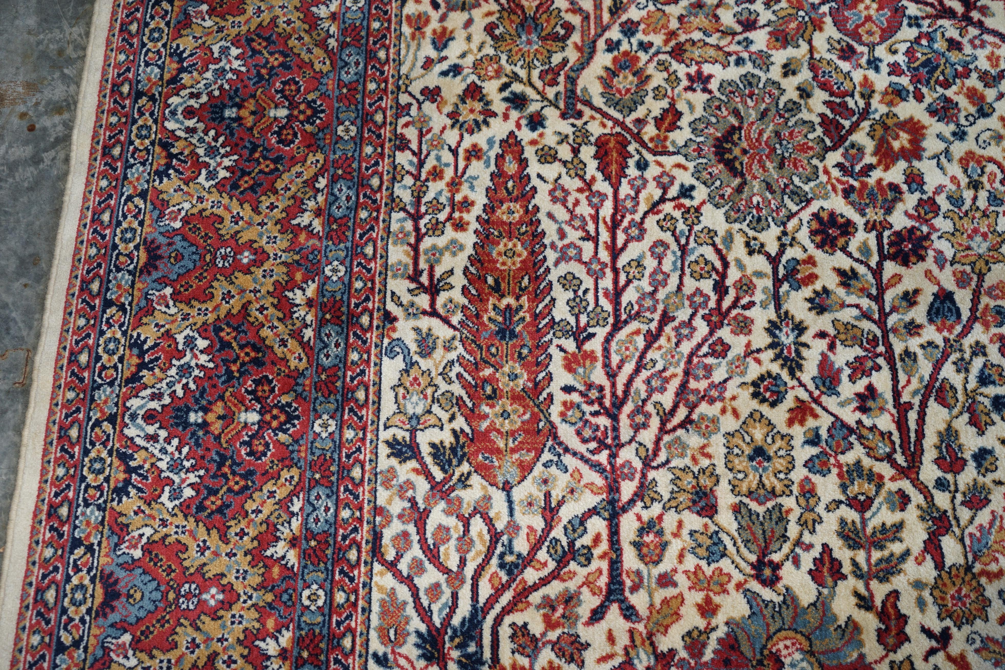 Fine French Vintage Floral Leaf Large Rug Carpet For Sale 1