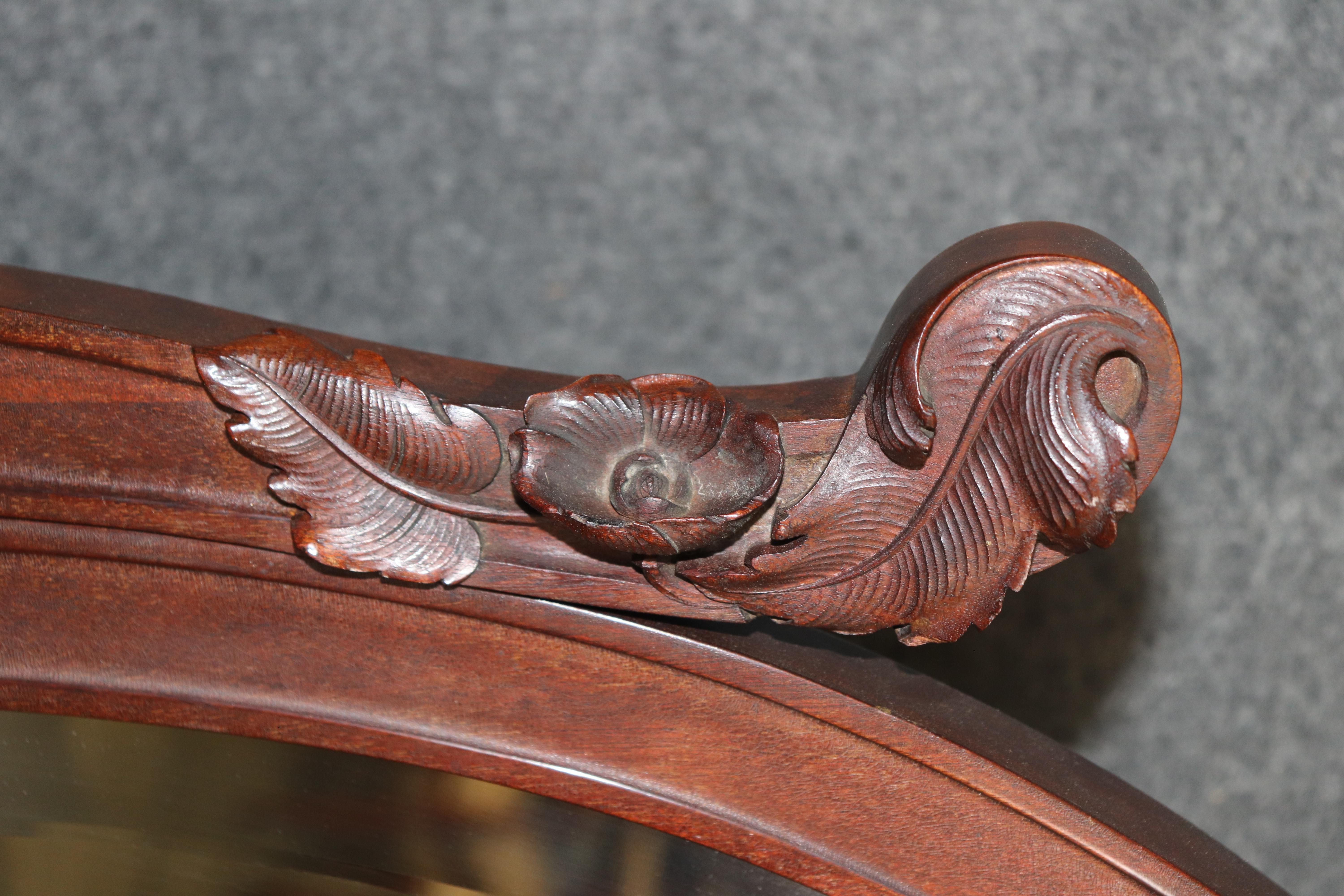 Commode Art Nouveau en noyer marqueté et satiné à la manière de Galle en vente 8