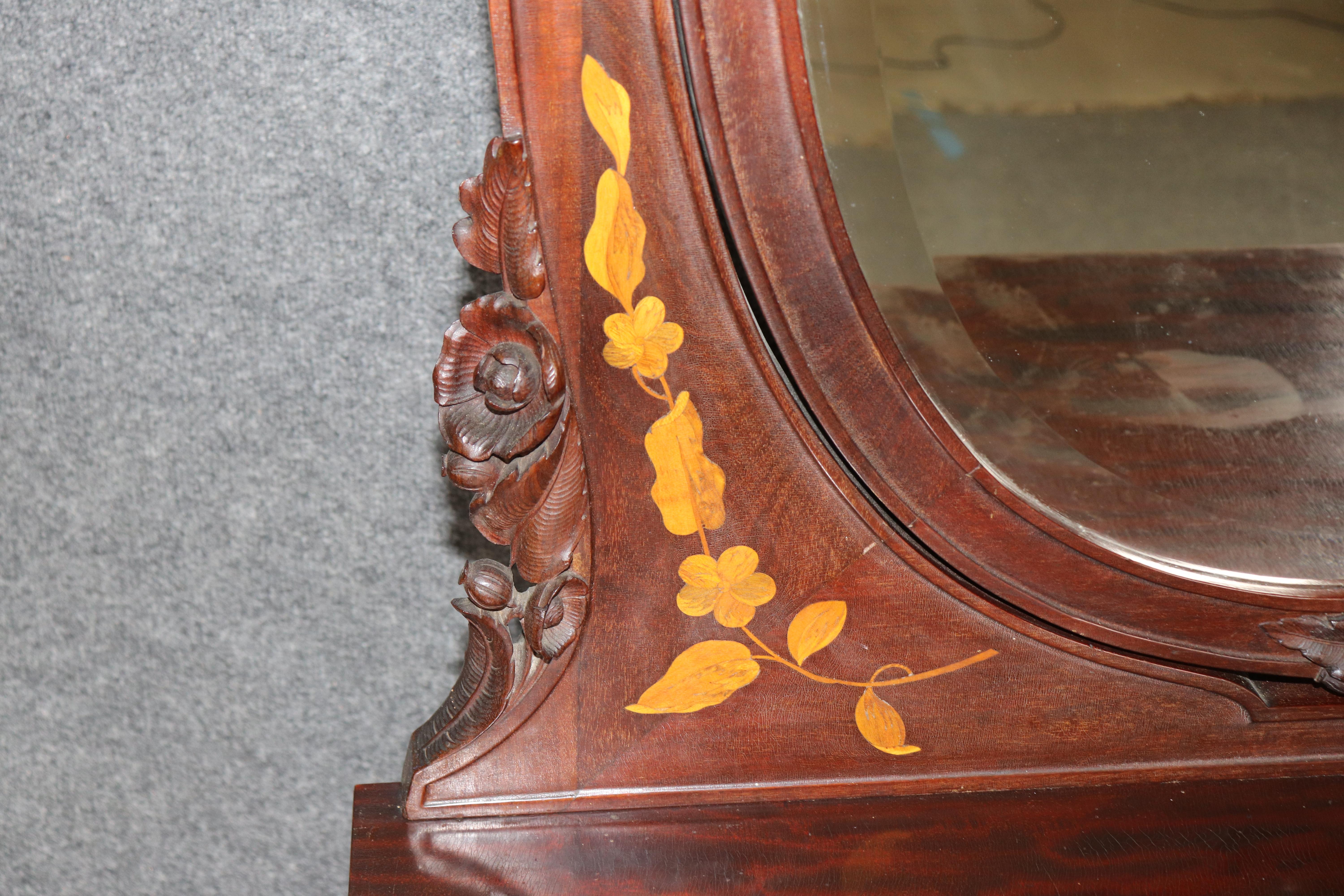 Commode Art Nouveau en noyer marqueté et satiné à la manière de Galle en vente 11