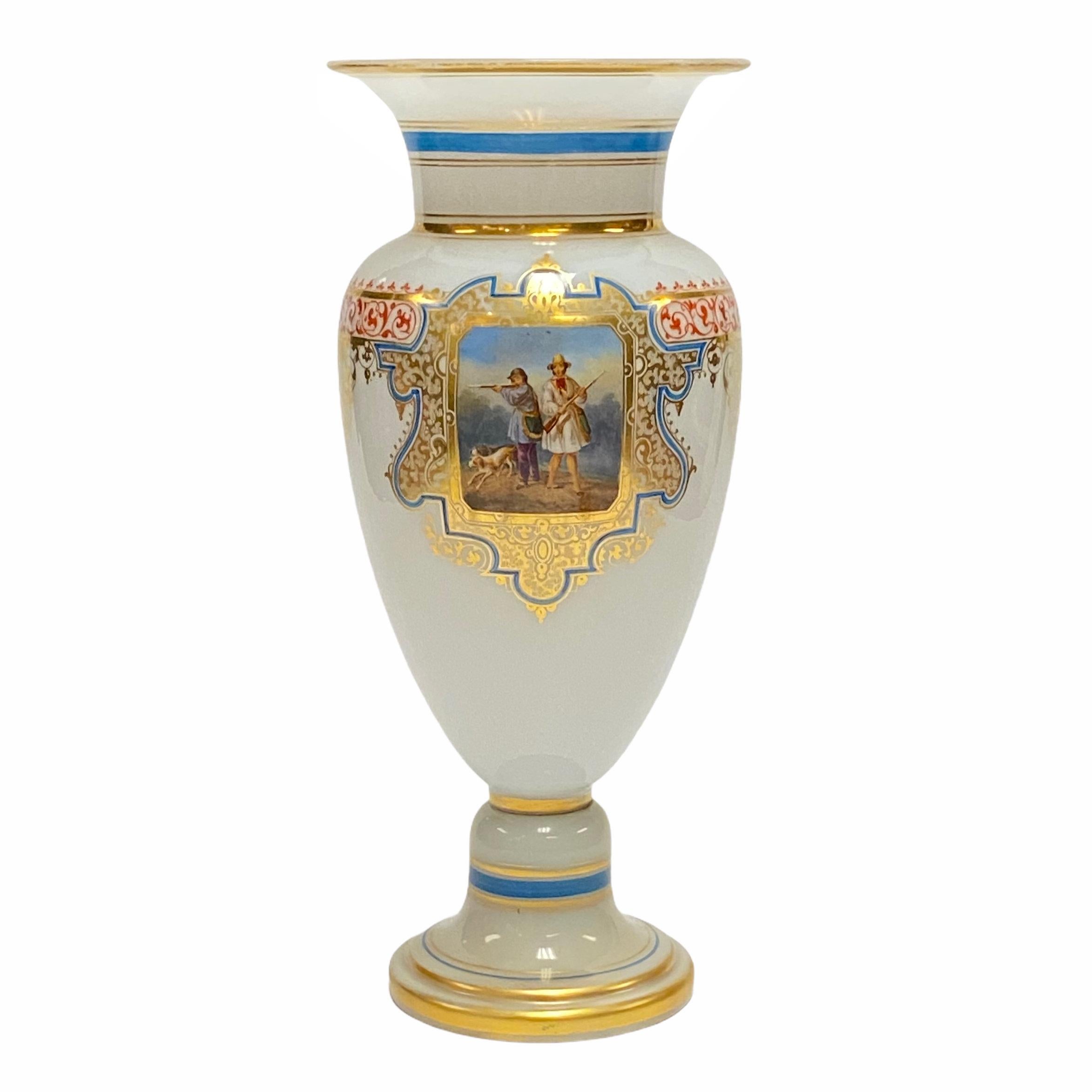 Fine French White Opaline Glass Vase with Painted Hunting Scene In Excellent Condition For Sale In New York, NY