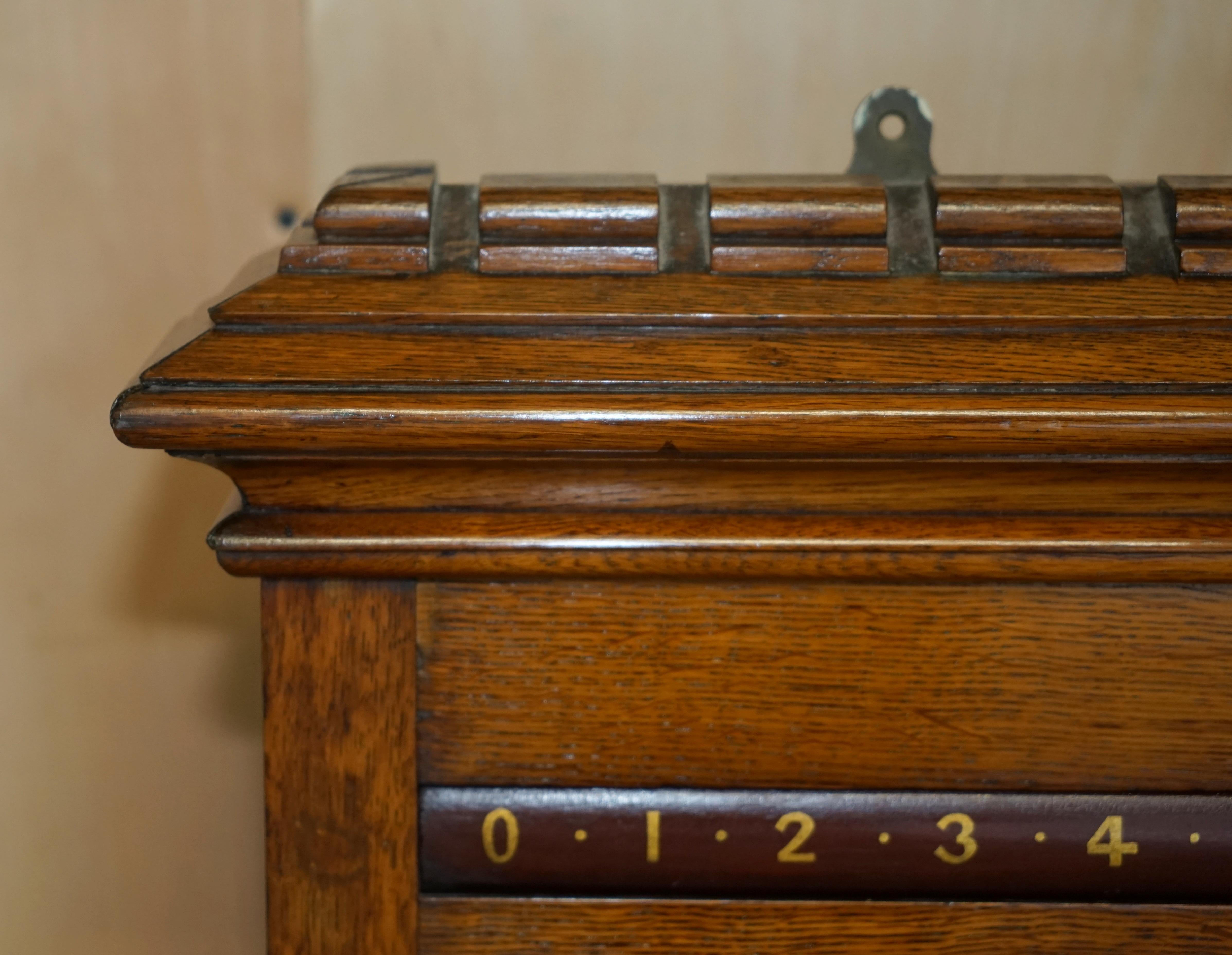 Hand-Crafted Fine Fully Restored Antique Victorian Honey Oak Snooker Scoreboard Ball Storage
