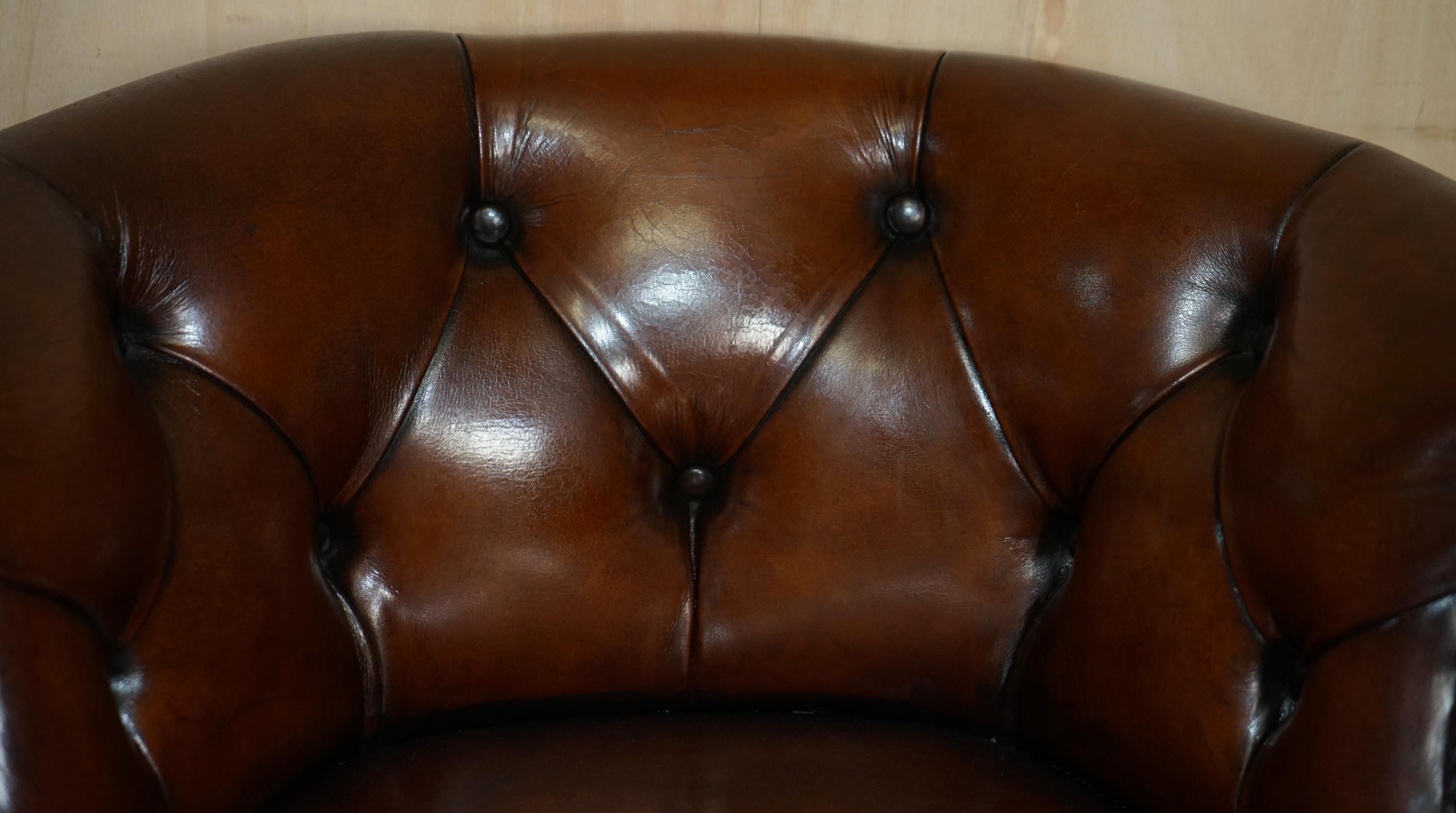 English Fine Fully Restored Vintage Chesterfield Tufted Hand Dyed Tub Club Armchair For Sale