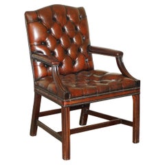 FINE FULLY RESTORED Vintage GEORGE II STYLE CHESTERFIELD TUFTED LEATHER ARMCHAiR