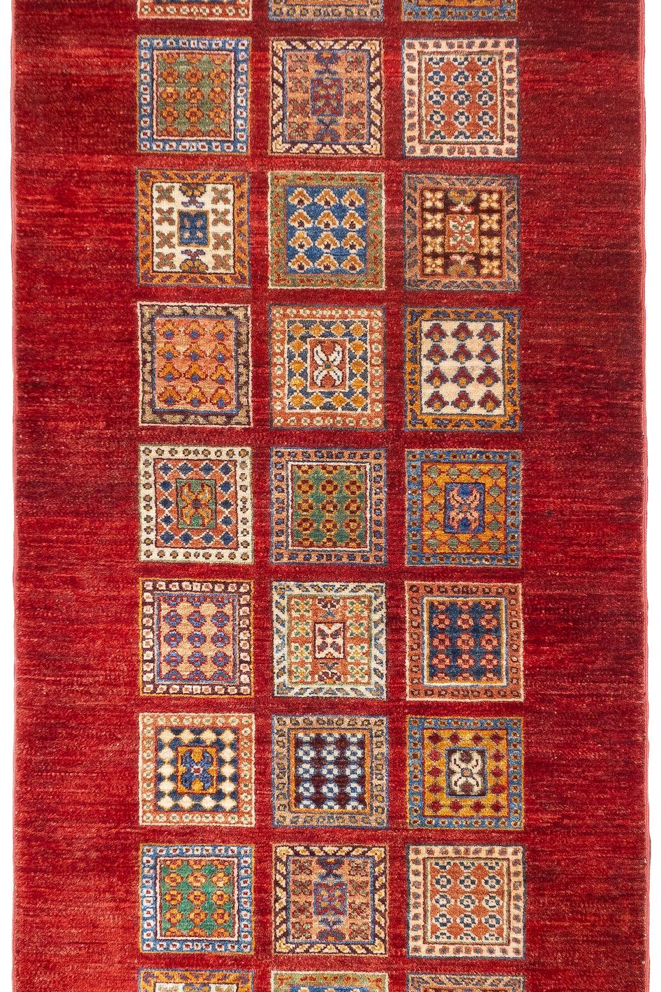 Langer Gabbeh-Wollteppich 2'10'' x 9'10'' (Persisch) im Angebot