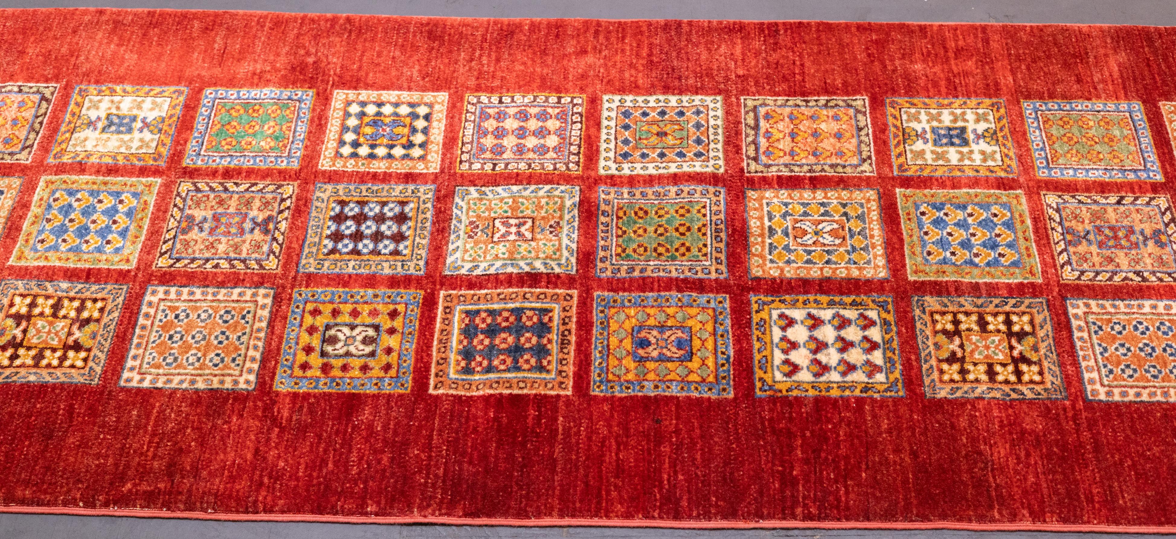 Langer Gabbeh-Wollteppich 2'10'' x 9'10'' (Wolle) im Angebot