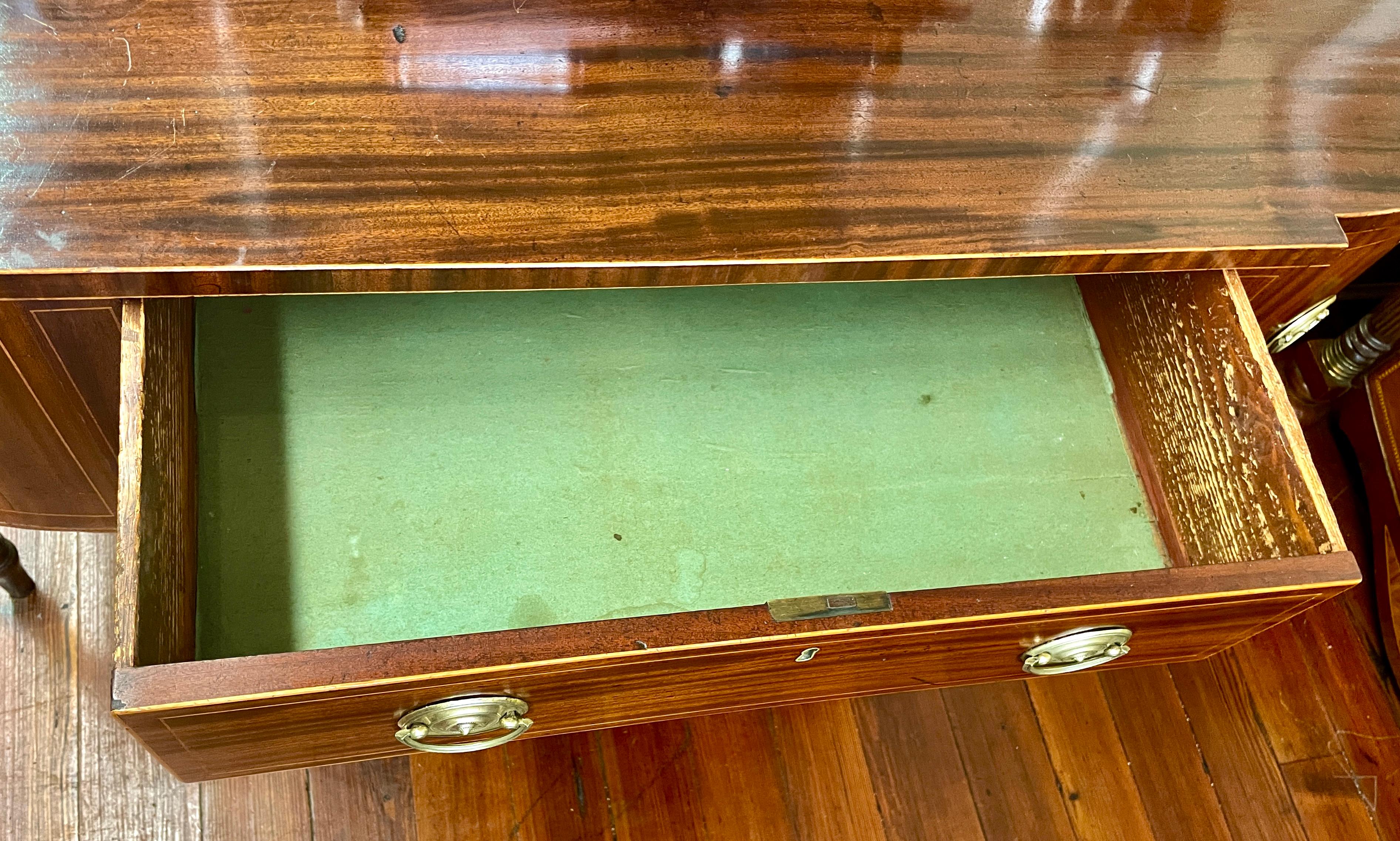 Boxwood Fine Geo. III English figured mahogany Hepplewhite style bowfront sideboard For Sale
