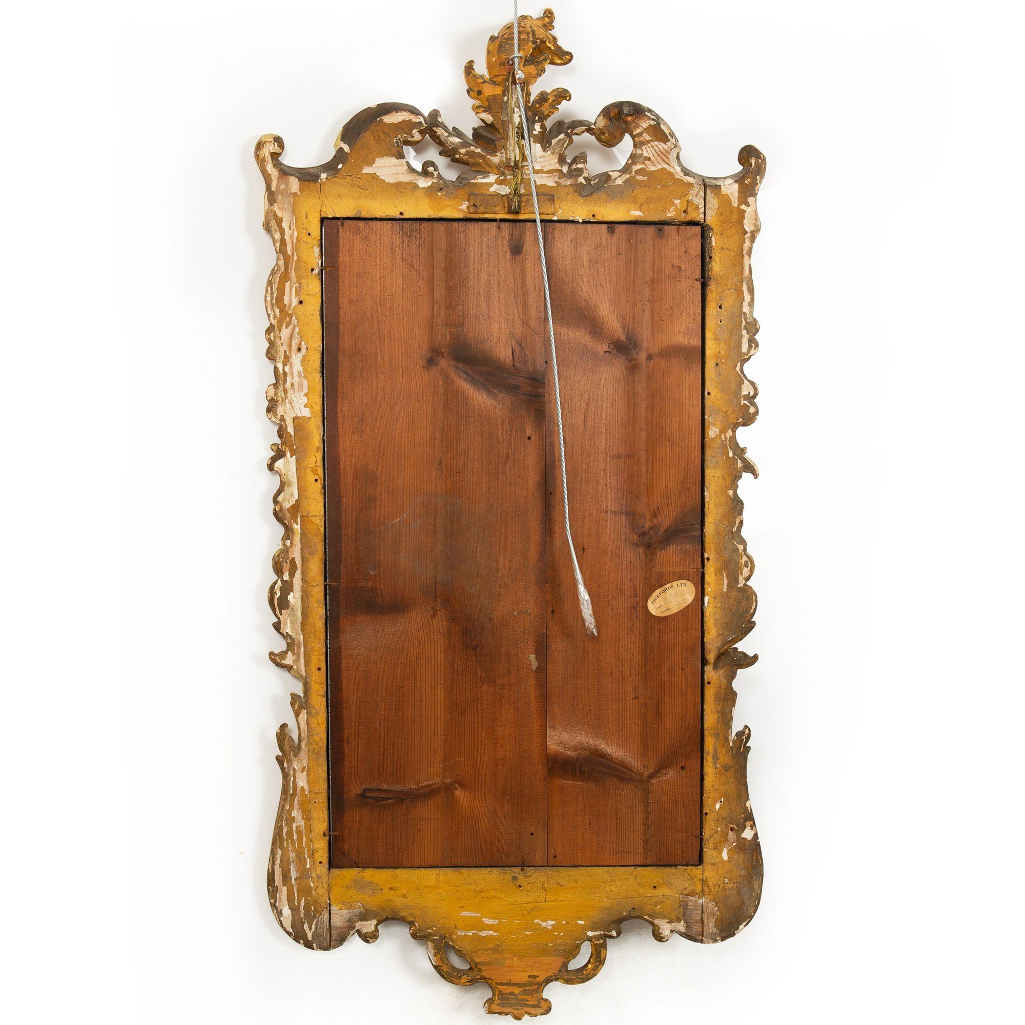 Miroir mural en bois doré sculpté George II, anglais ou écossais vers 1750 en vente 7
