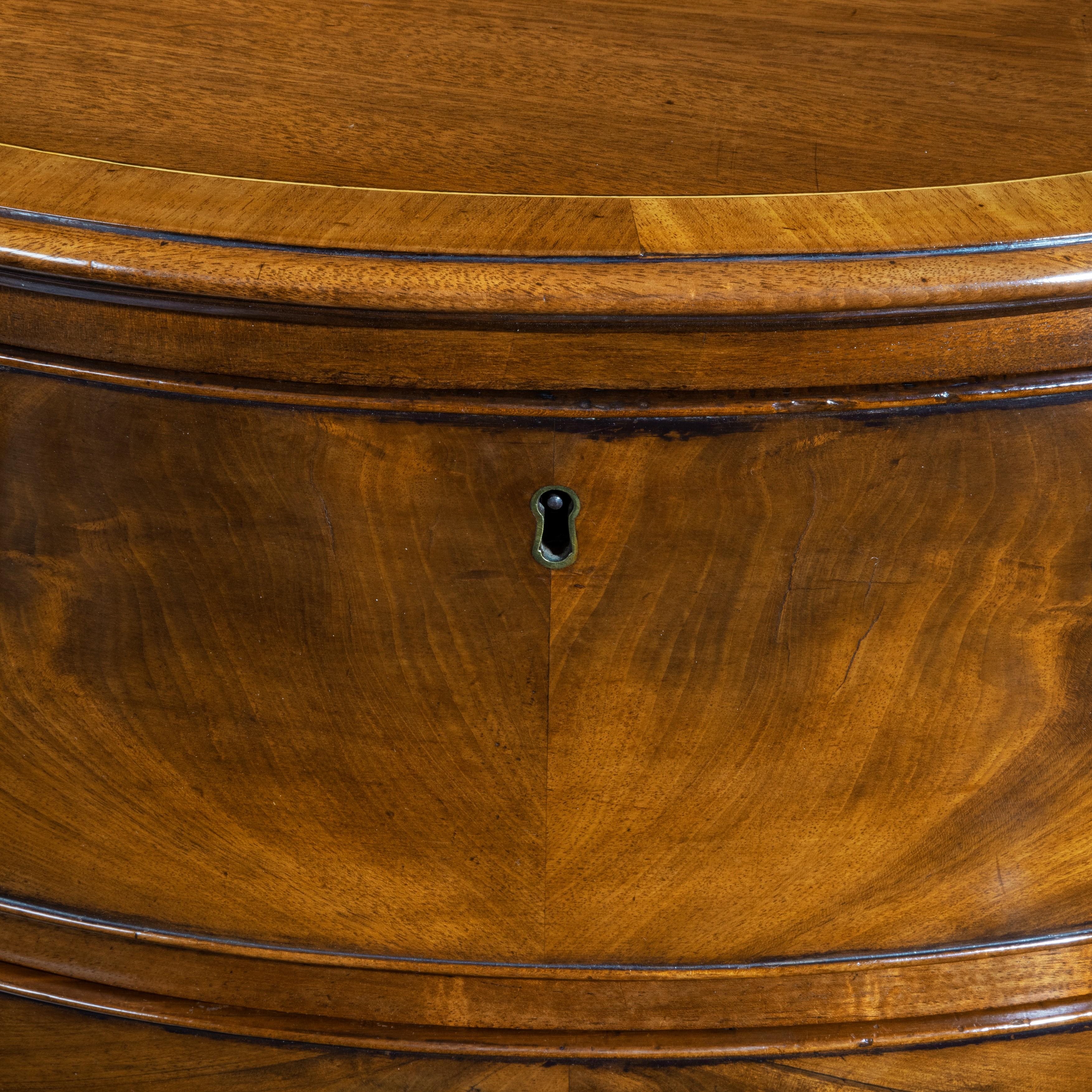 Fine George III Figured Mahogany Serpentine Commode Attributed to Henry Hill 3