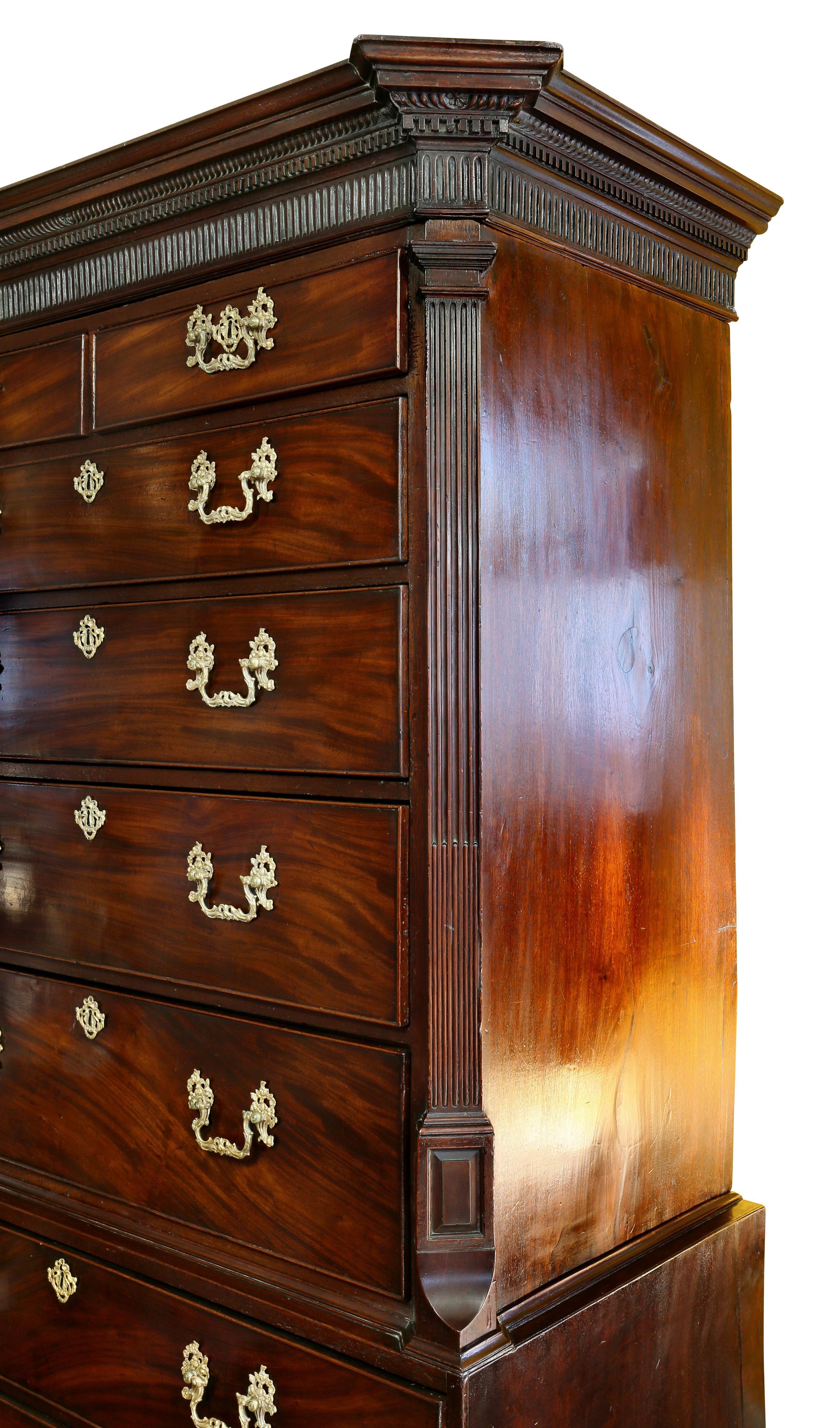 Fine George III Mahogany Chest on Chest For Sale 2