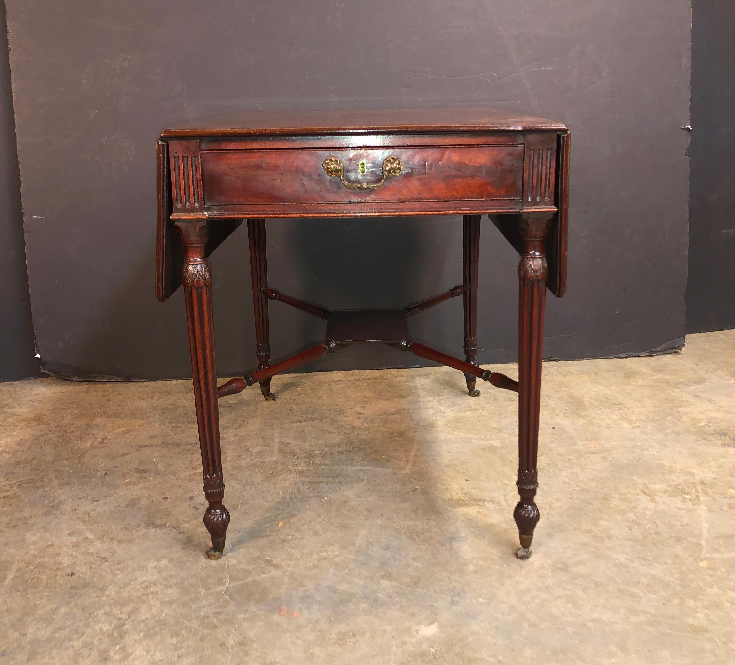 English Fine George III Mahogany Pembroke Table