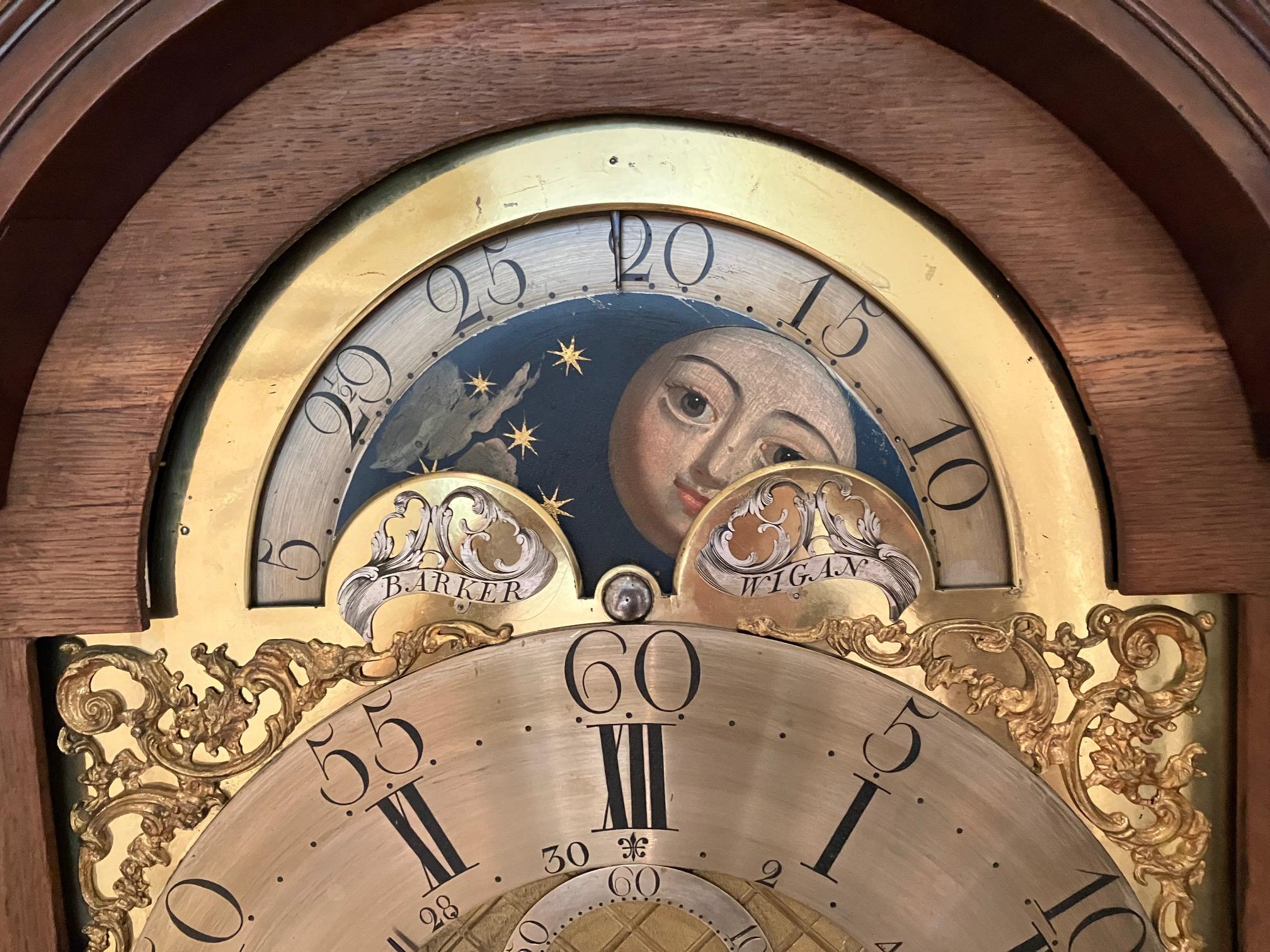 Fine George III Mahogany Tall Case Clock by William Barker 8 Day Time and Strike Latón en venta