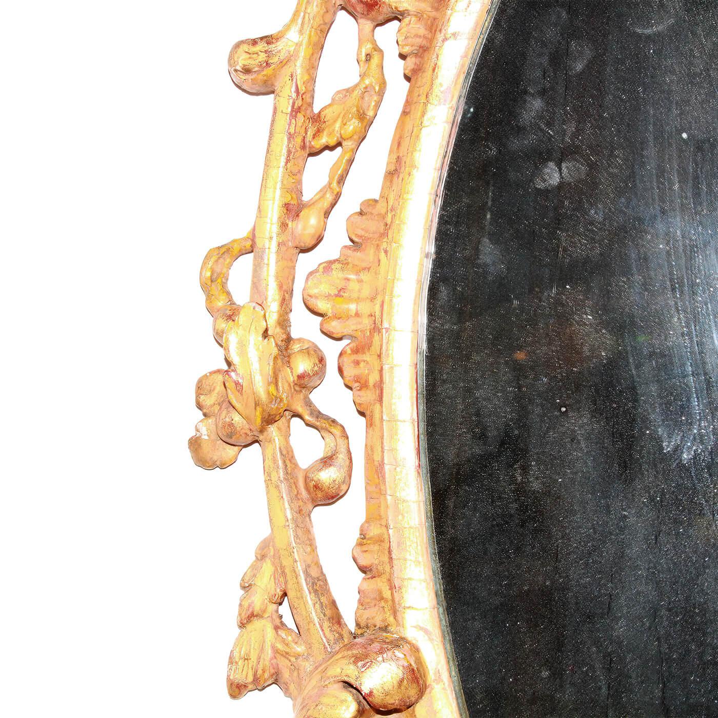 Ovaler vergoldeter Spiegel im George-III-Stil (Spätes 18. Jahrhundert) im Angebot