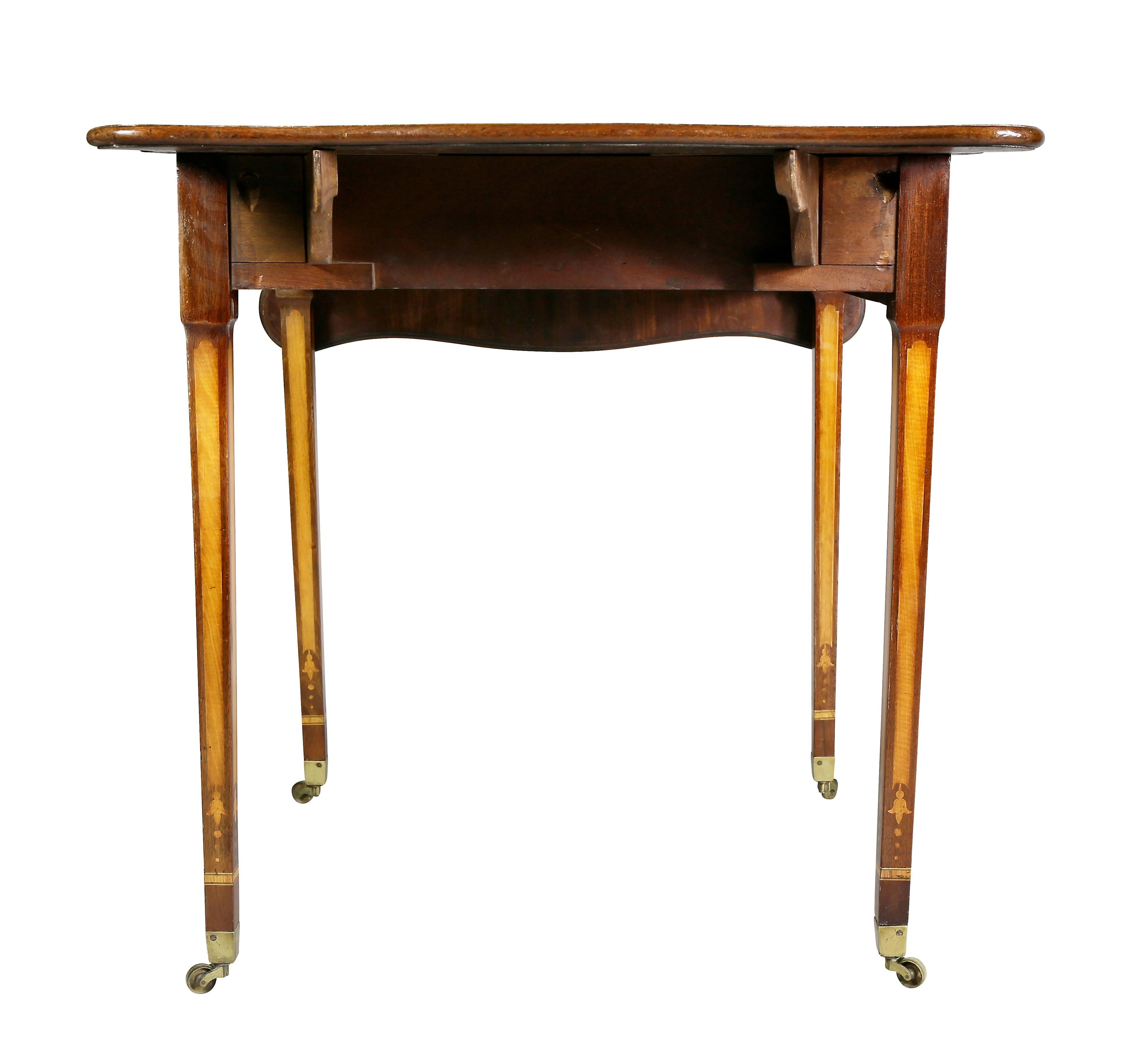 Fine George III Satinwood and Mahogany Pembroke Table For Sale 3