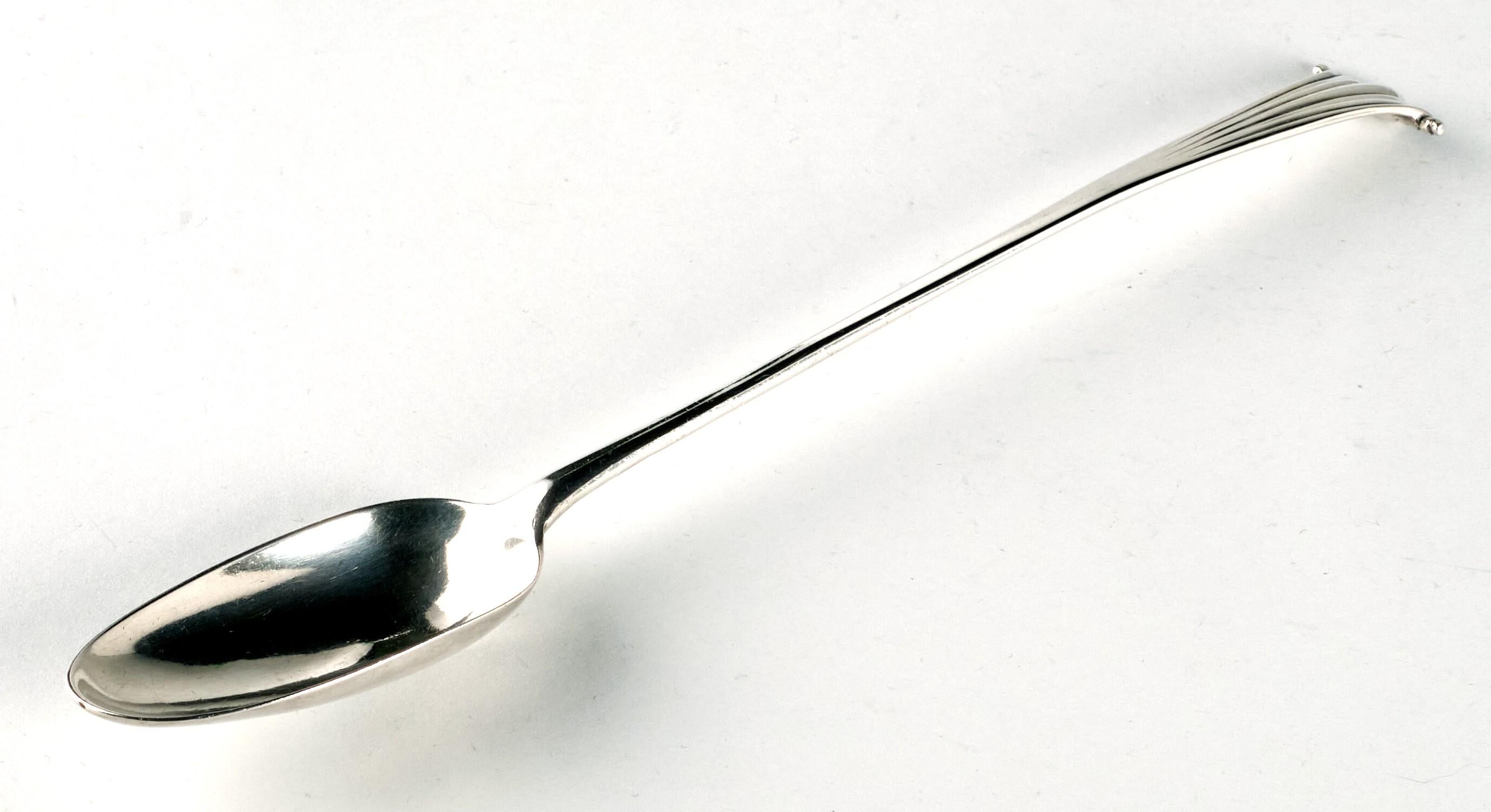 dressing spoon