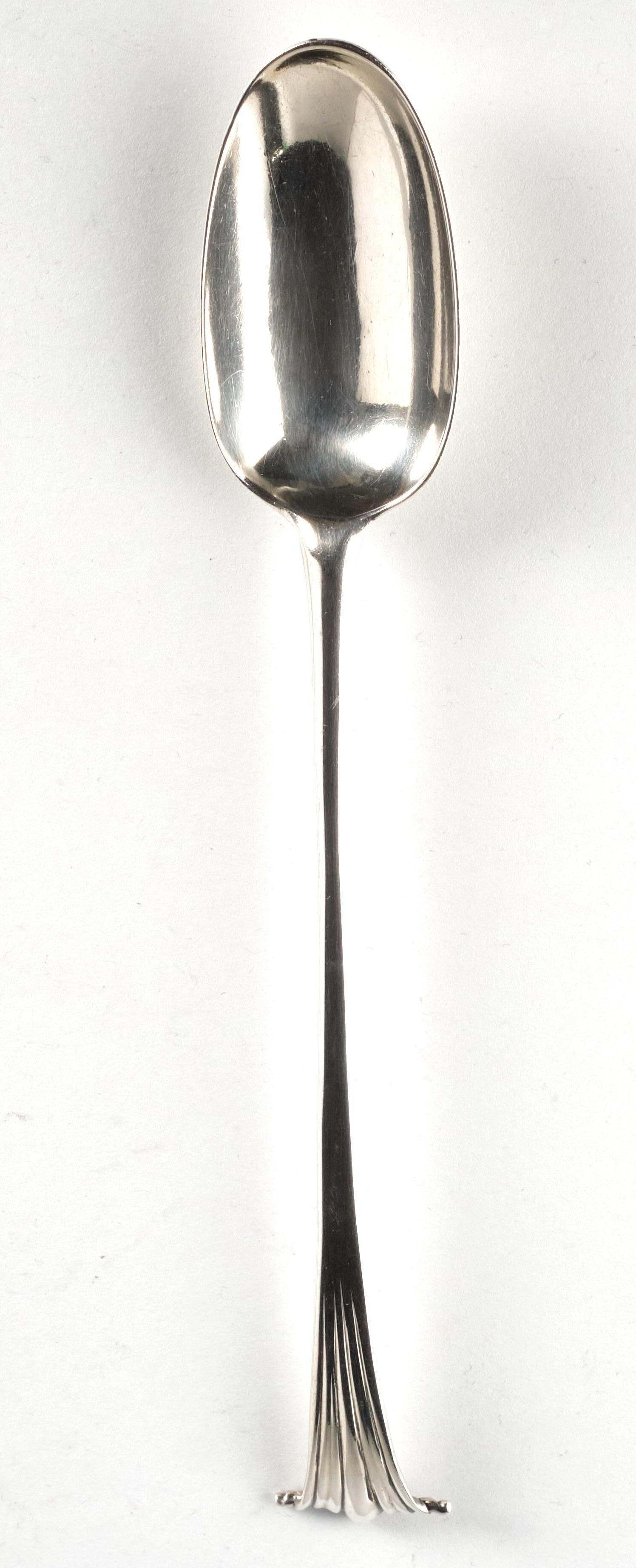 George III A Very Fine 18th Century Georgian Onslow Pattern Sterling Silver Stuffing Spoon For Sale