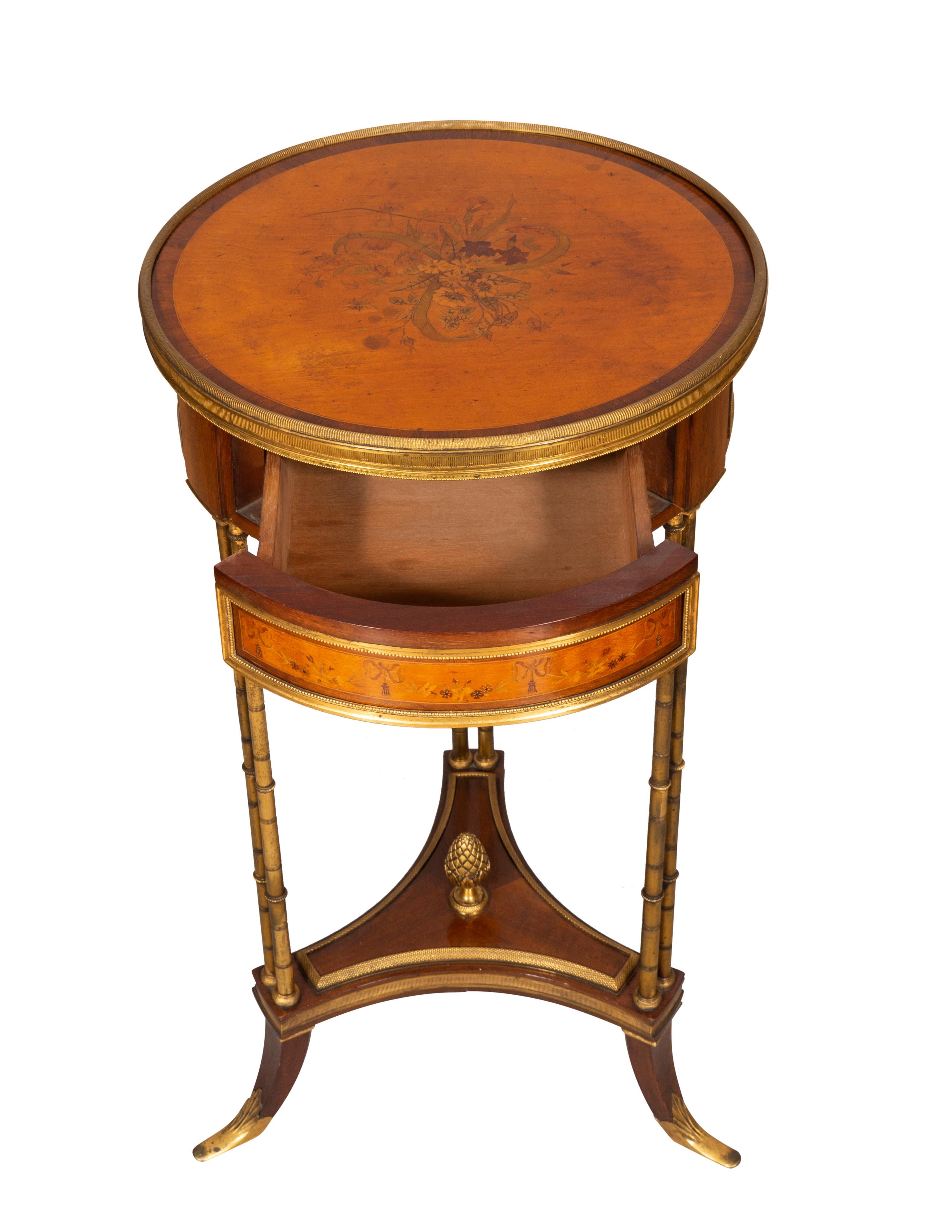 English Fine George III Style Satinwood and Rosewood Table For Sale