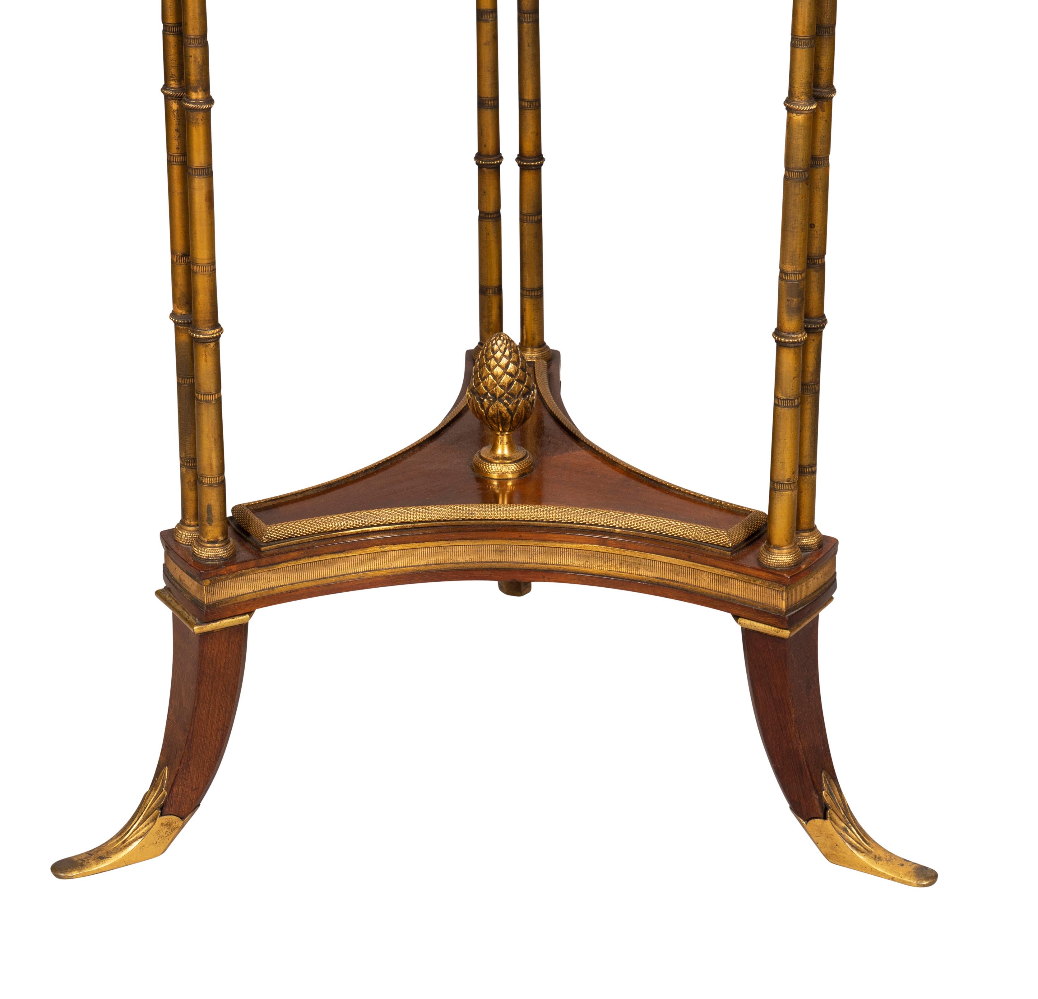 Feiner Tisch aus Satinholz und Rosenholz im Stil von George III im Zustand „Gut“ im Angebot in Essex, MA