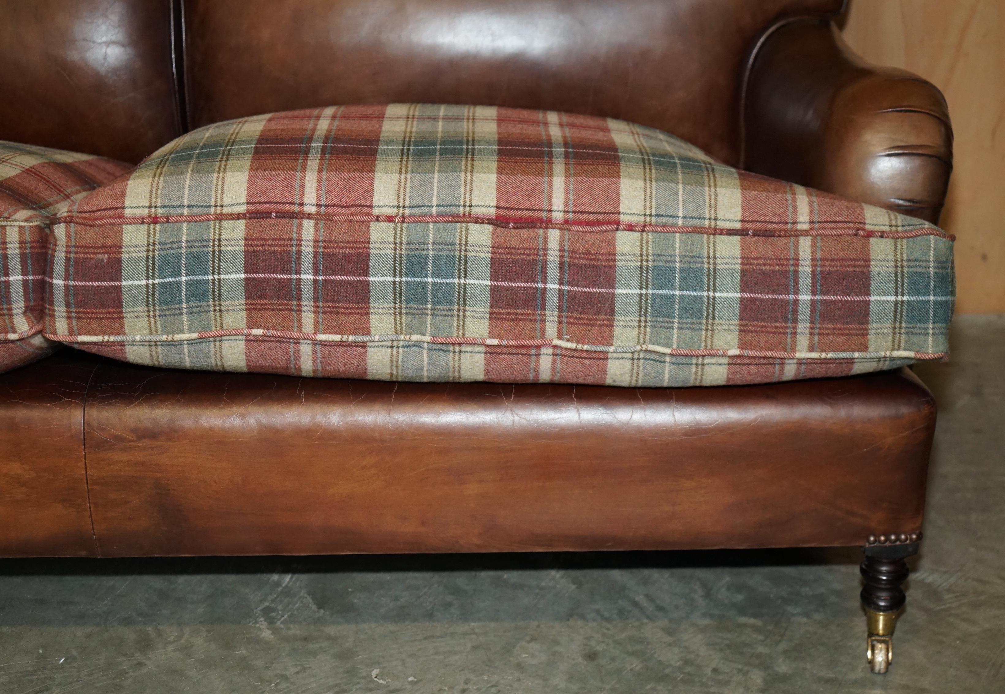 FINE GEORGE SMITH HOWARD BROWN LEATHER SIGNATURE SCROLL ARM SOFA TARTAN CUSHIONs For Sale 2