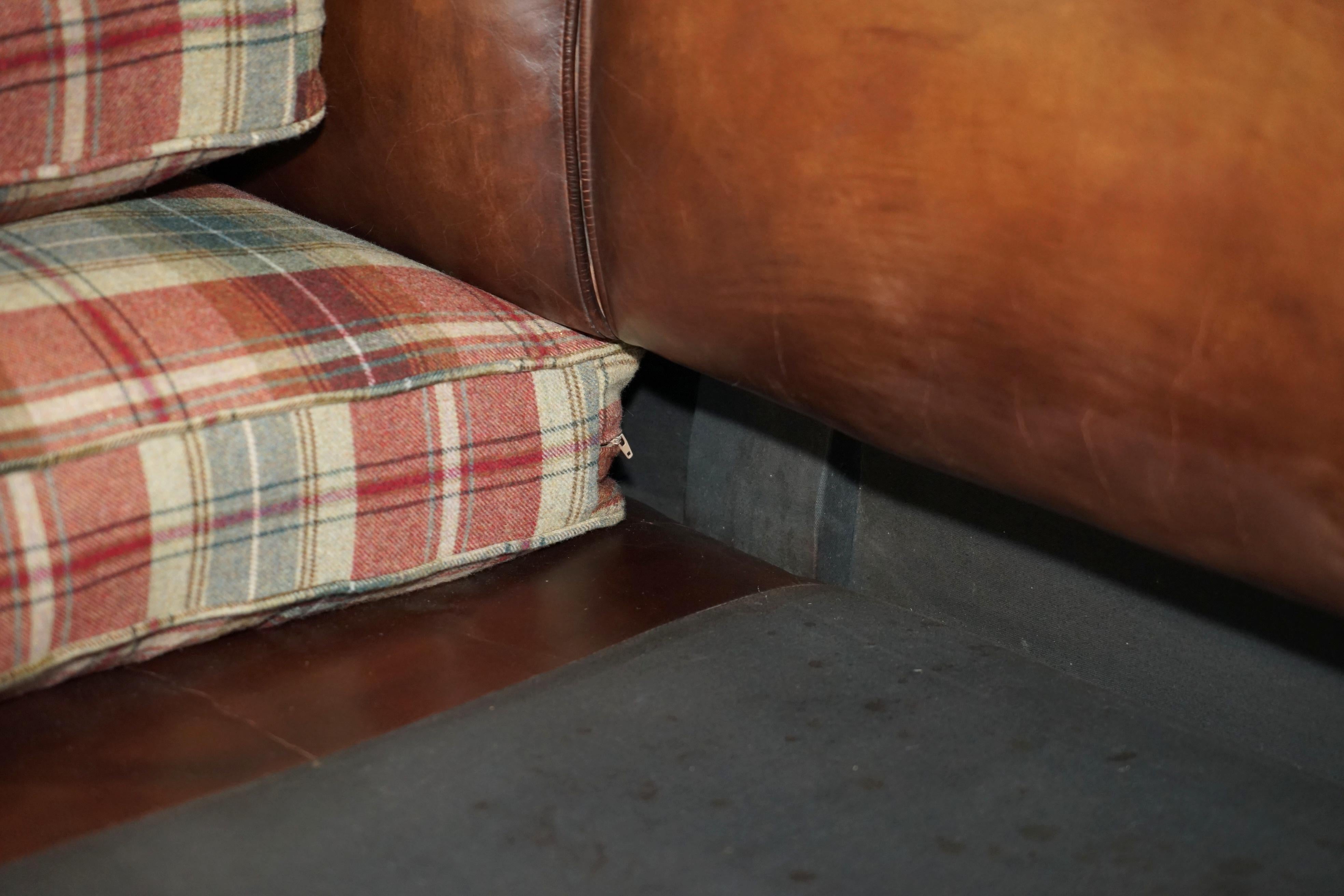 FINE GEORGE SMITH HOWARD BROWN LEATHER SIGNATURE SCROLL ARM SOFA TARTAN CUSHIONs For Sale 4