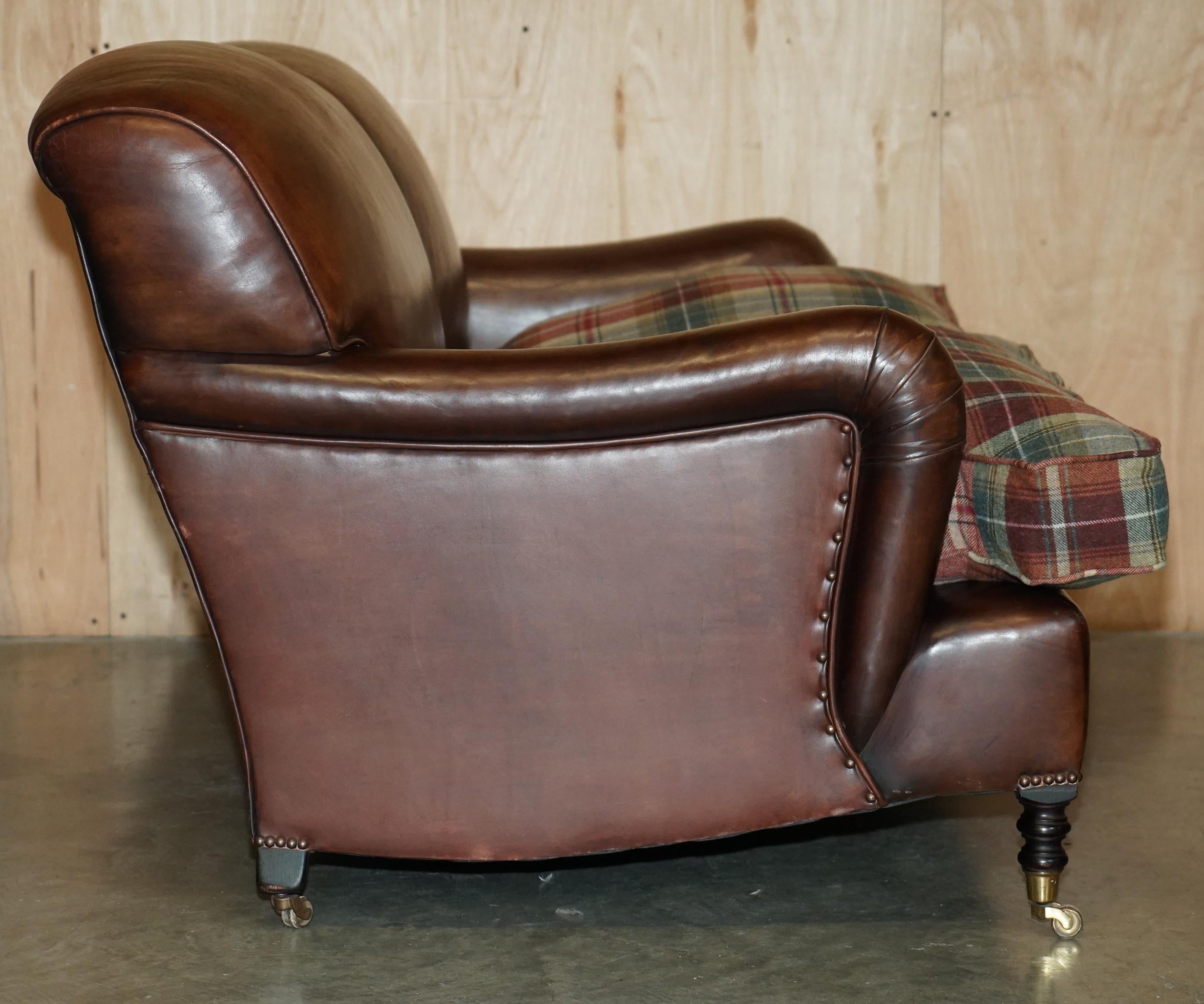 FINE GEORGE SMITH HOWARD BROWN LEATHER SIGNATURE SCROLL ARM SOFA TARTAN CUSHIONs For Sale 6