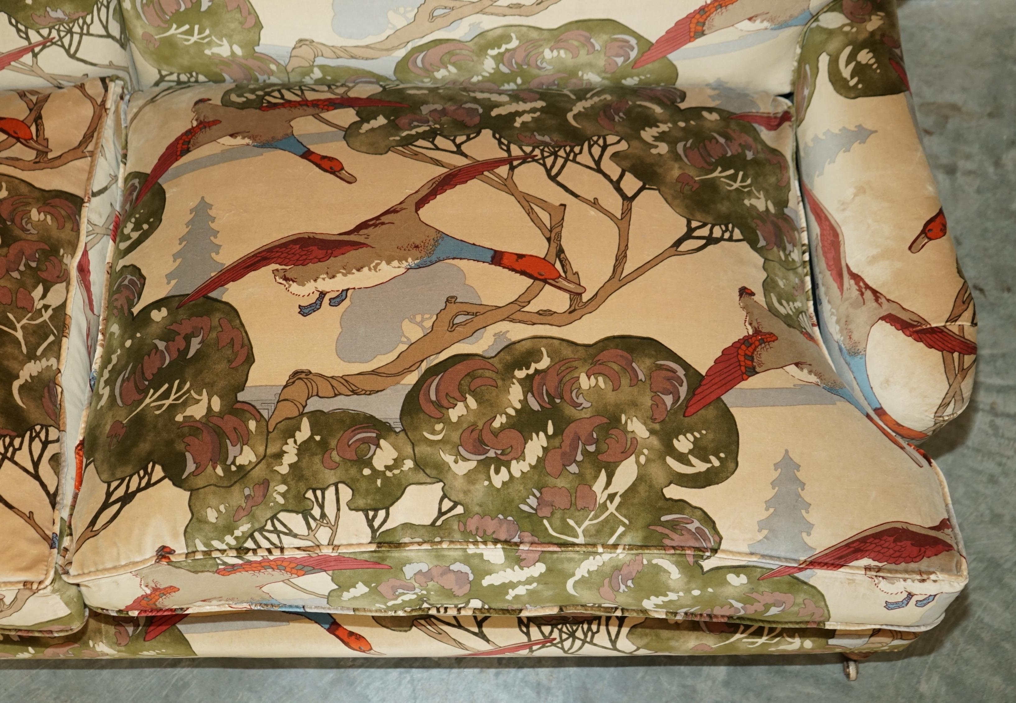 English FINE GEORGE SMITH HOWARD SiGNATURE SCROLL ARM SOFA MULBERRY FLYING DUCKS VELVET For Sale