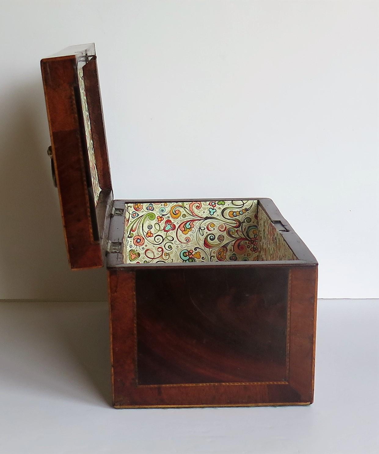 Fine Georgian Document Box of Walnut Cross Banded and Inlaid, circa 1780 8