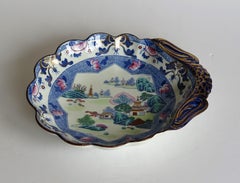 Fine Georgian Hicks and Meigh Ironstone Shell Dish in Chinese Landscape Pattern