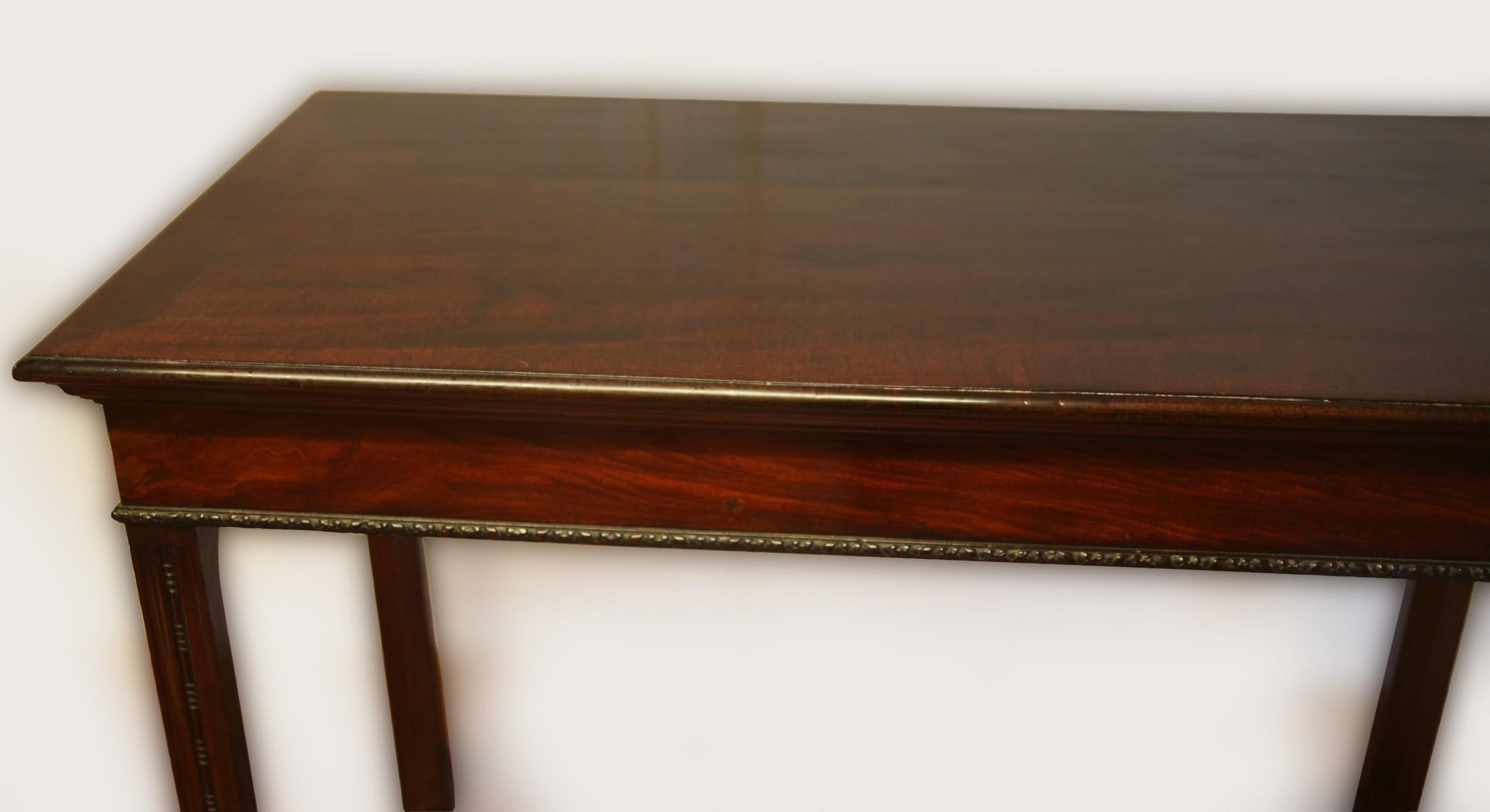 Hand-Carved Fine Georgian Mahogany Cyhippendale Side or Serving Tanle with Superb Legs For Sale